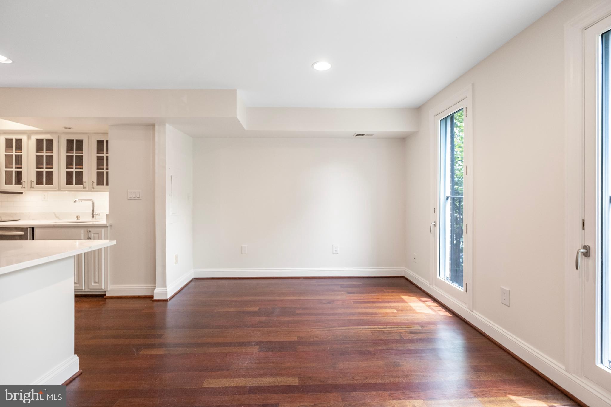 LOGAN CIRCLE - Residential Lease