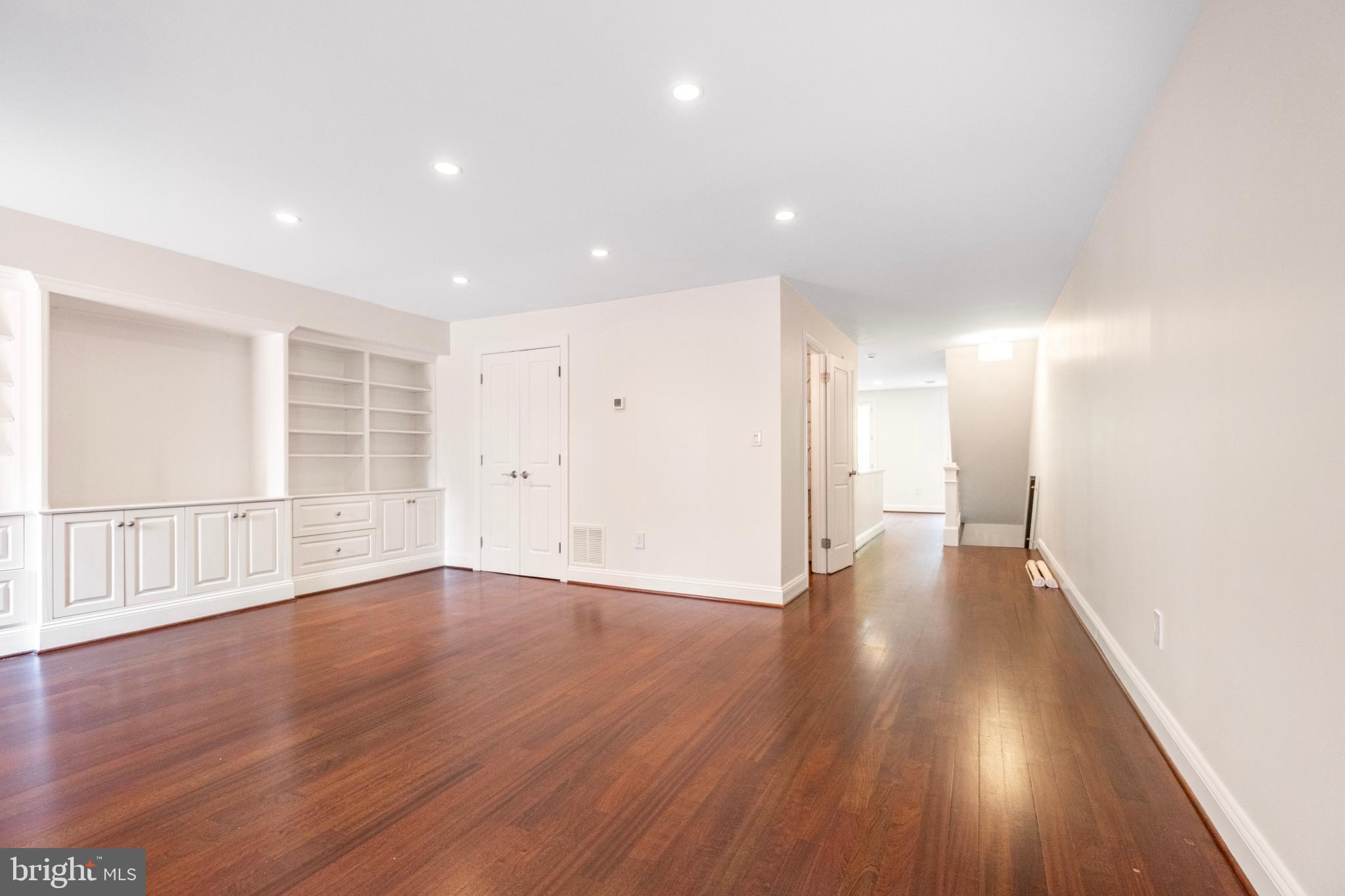 LOGAN CIRCLE - Residential Lease