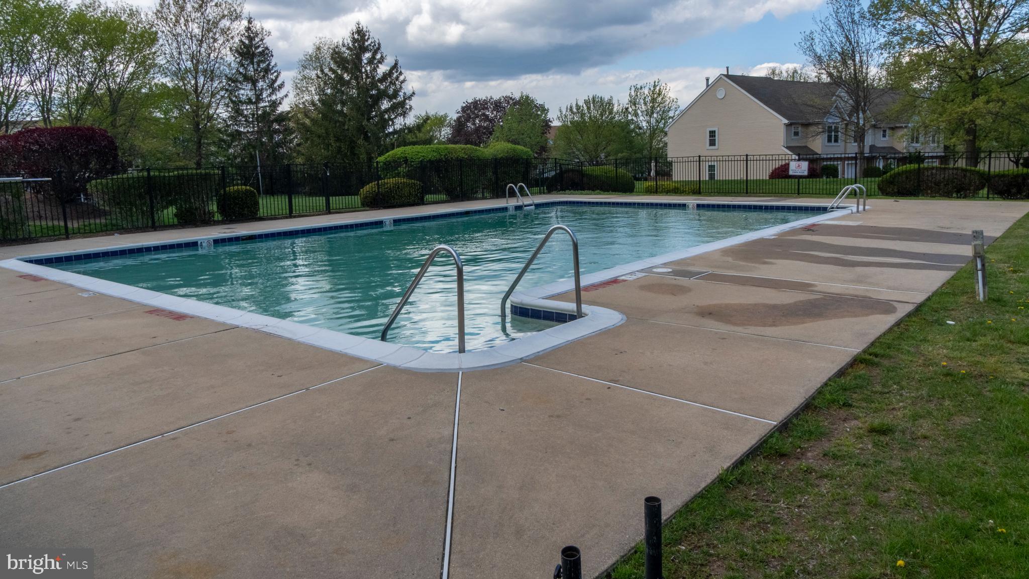 MONTGOMERY PLACE - Residential