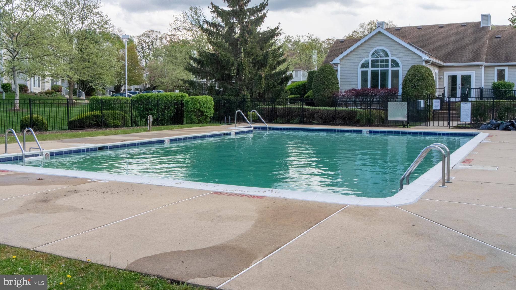 MONTGOMERY PLACE - Residential