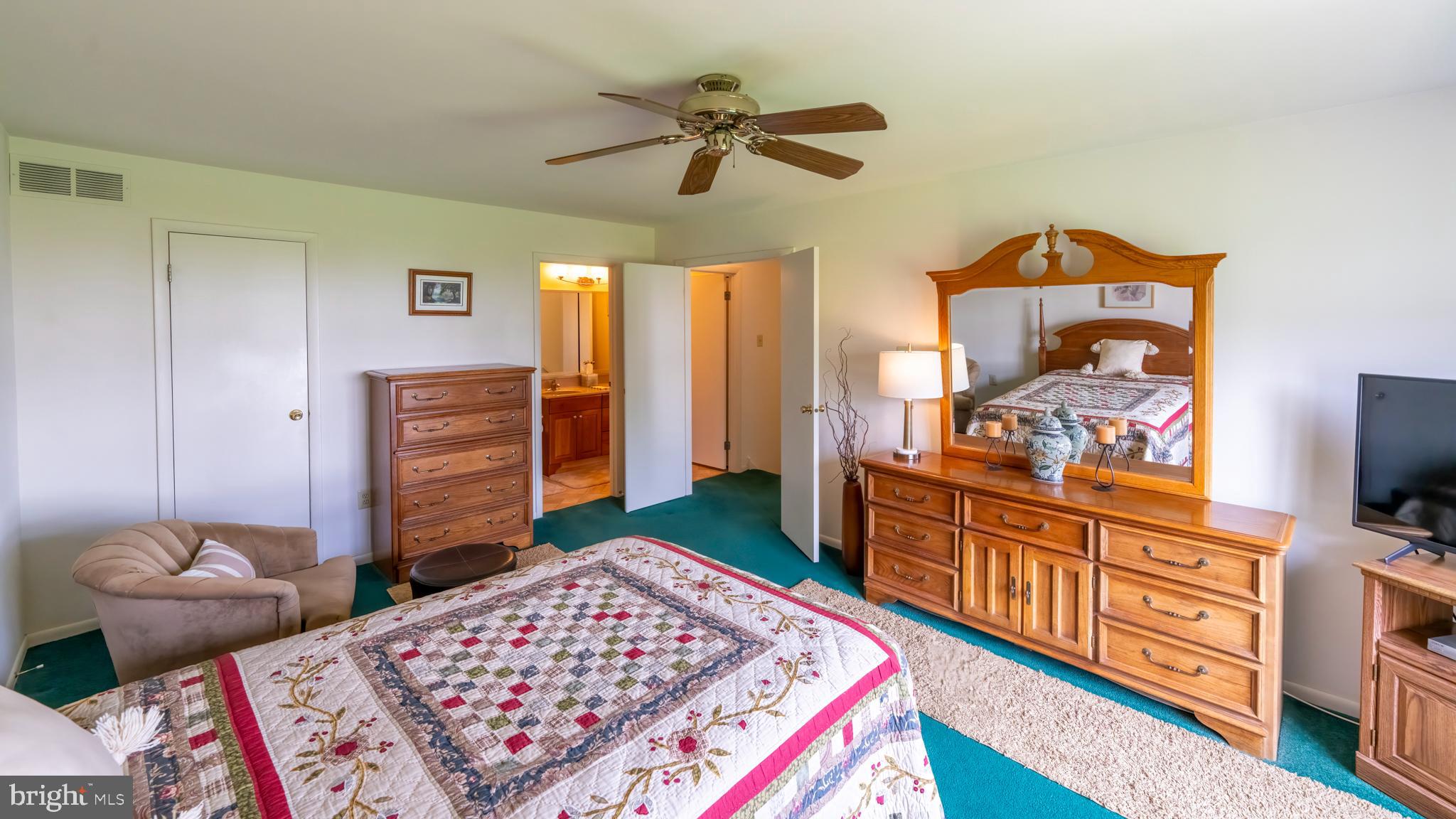 MONTGOMERY PLACE - Residential