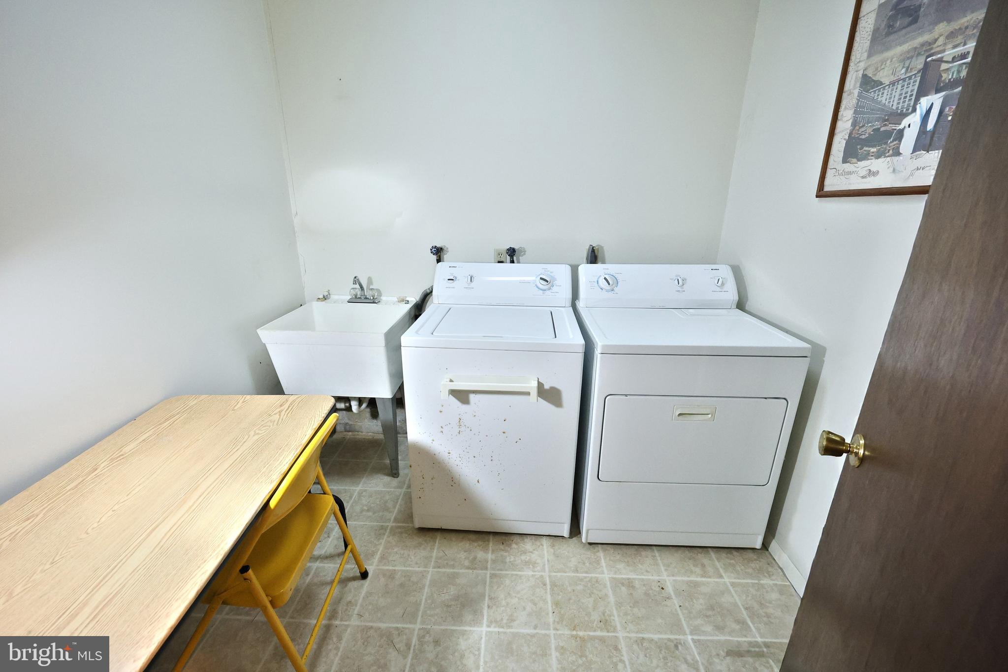 GRANDVIEW ACRES - Residential