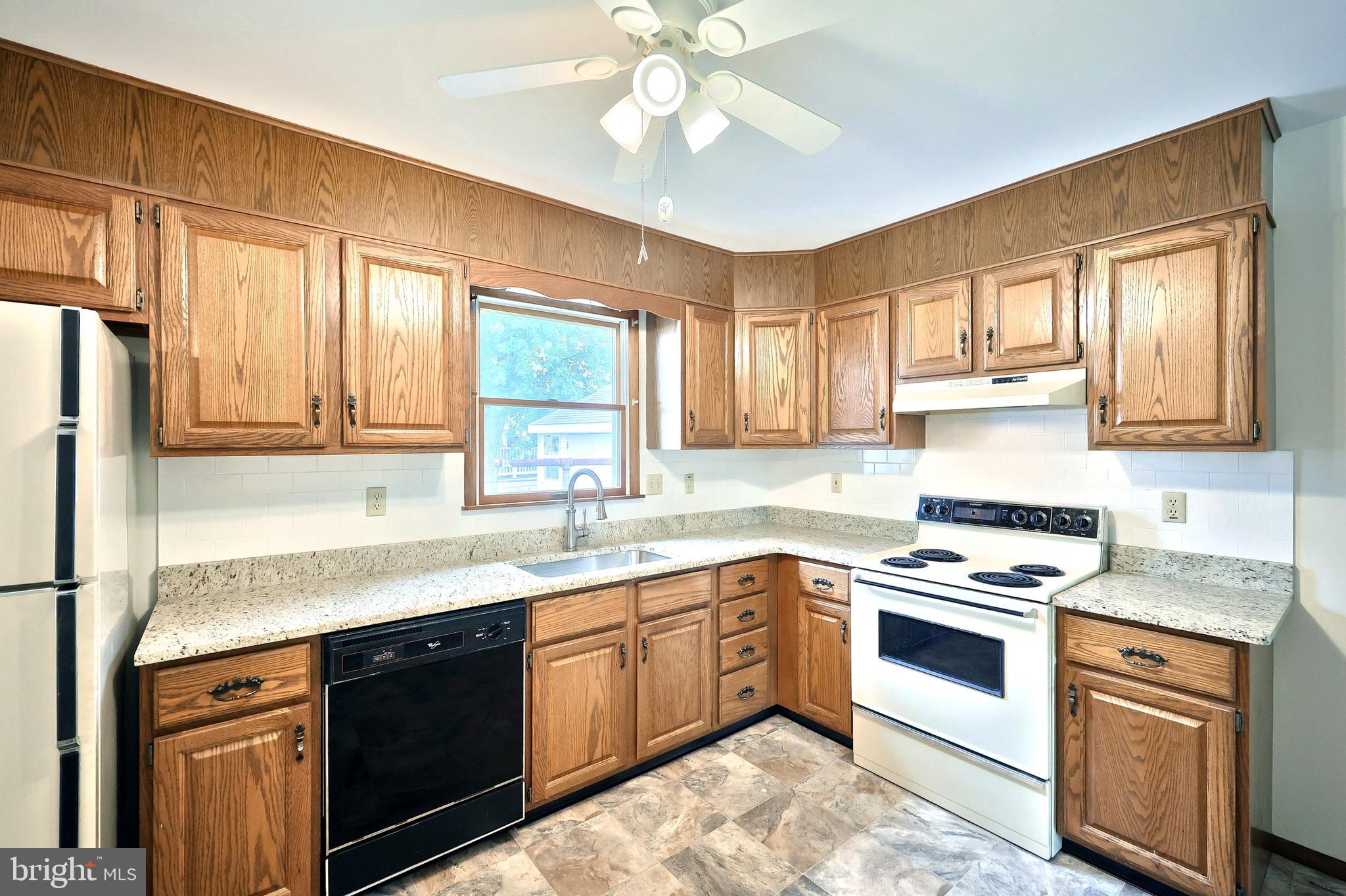 GRANDVIEW ACRES - Residential