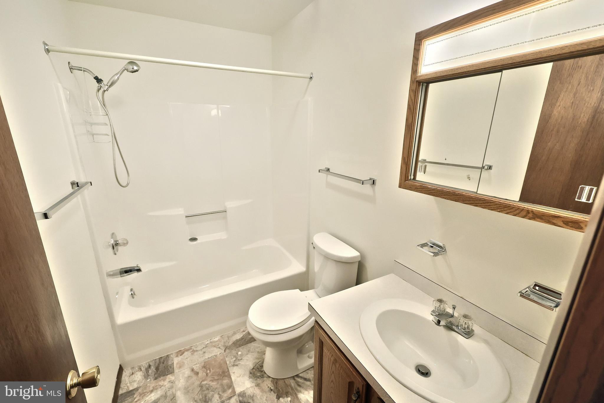 GRANDVIEW ACRES - Residential