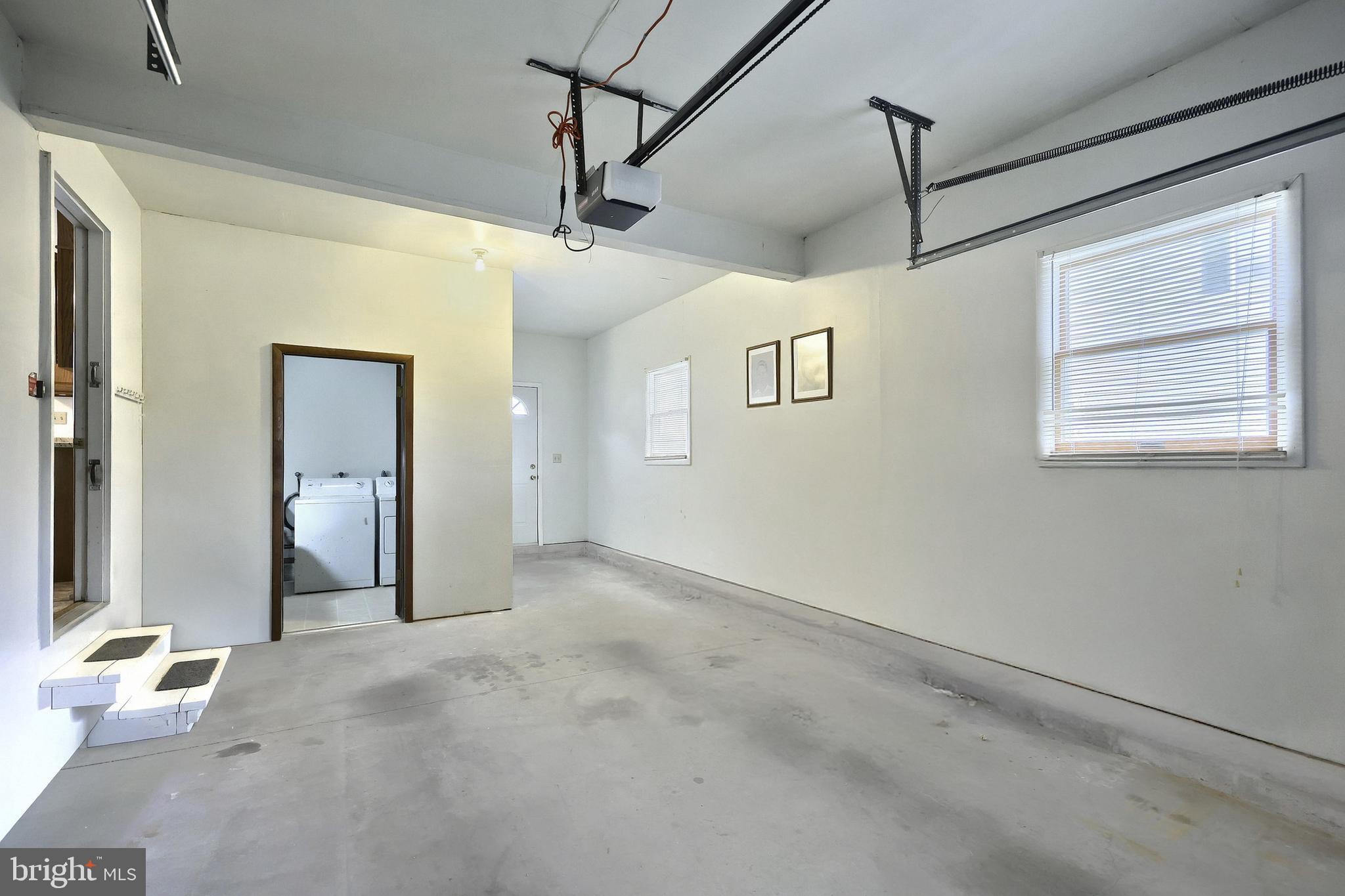 GRANDVIEW ACRES - Residential