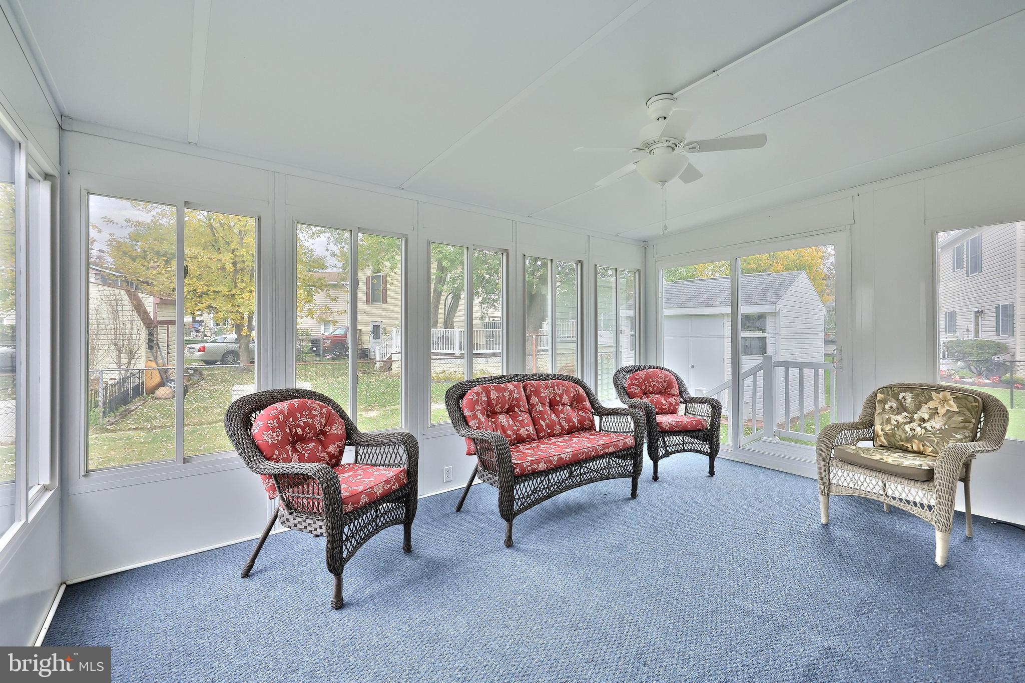 GRANDVIEW ACRES - Residential