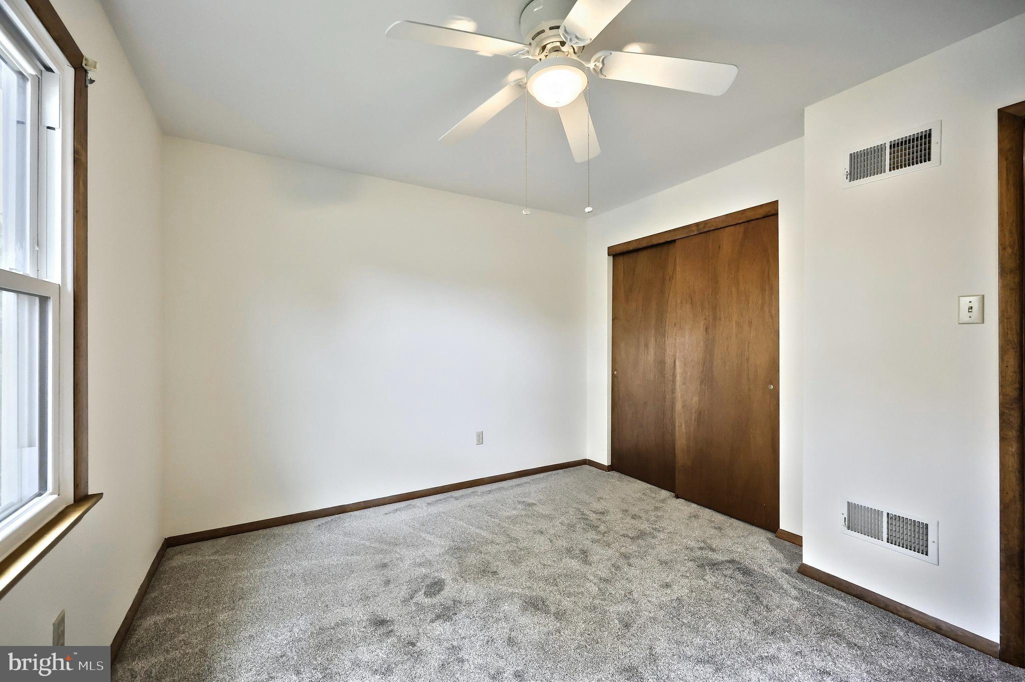 GRANDVIEW ACRES - Residential