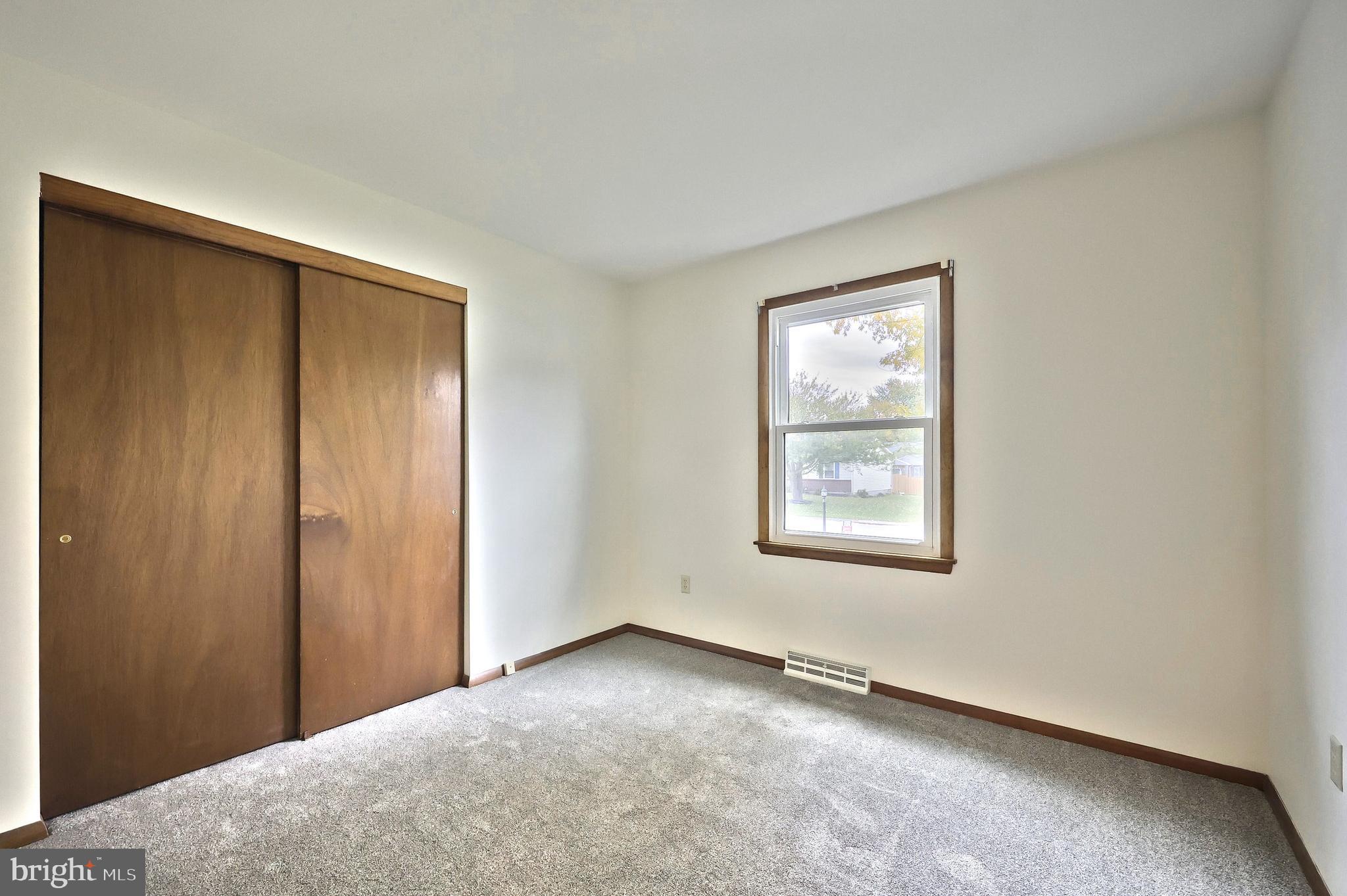 GRANDVIEW ACRES - Residential