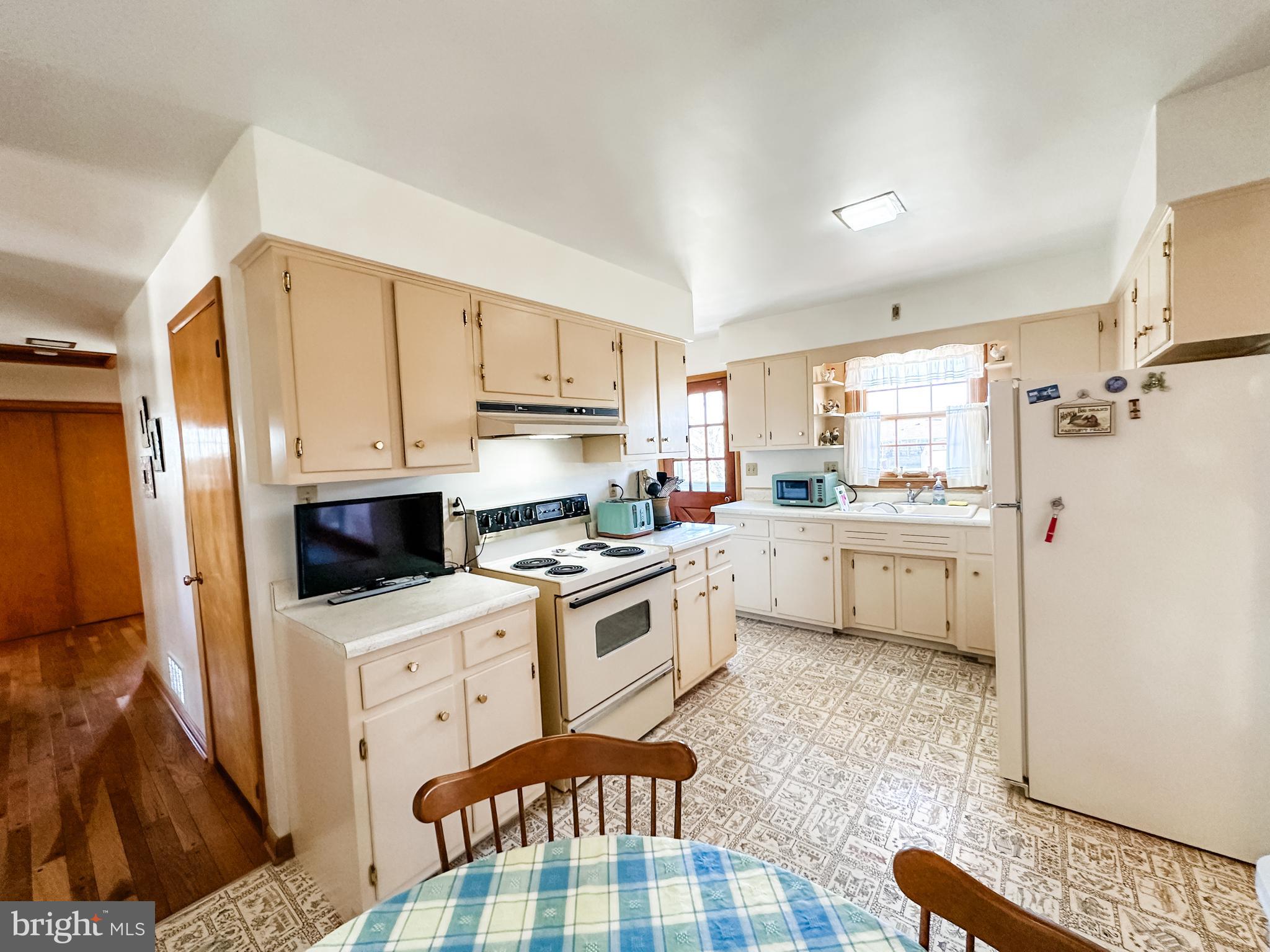 MAPLESIDE - Residential