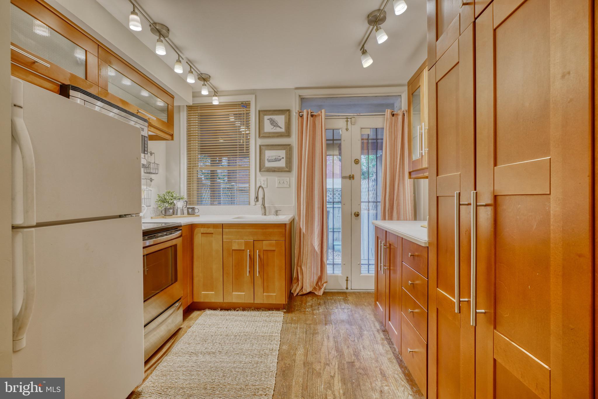 RIDGELY'S DELIGHT - Residential