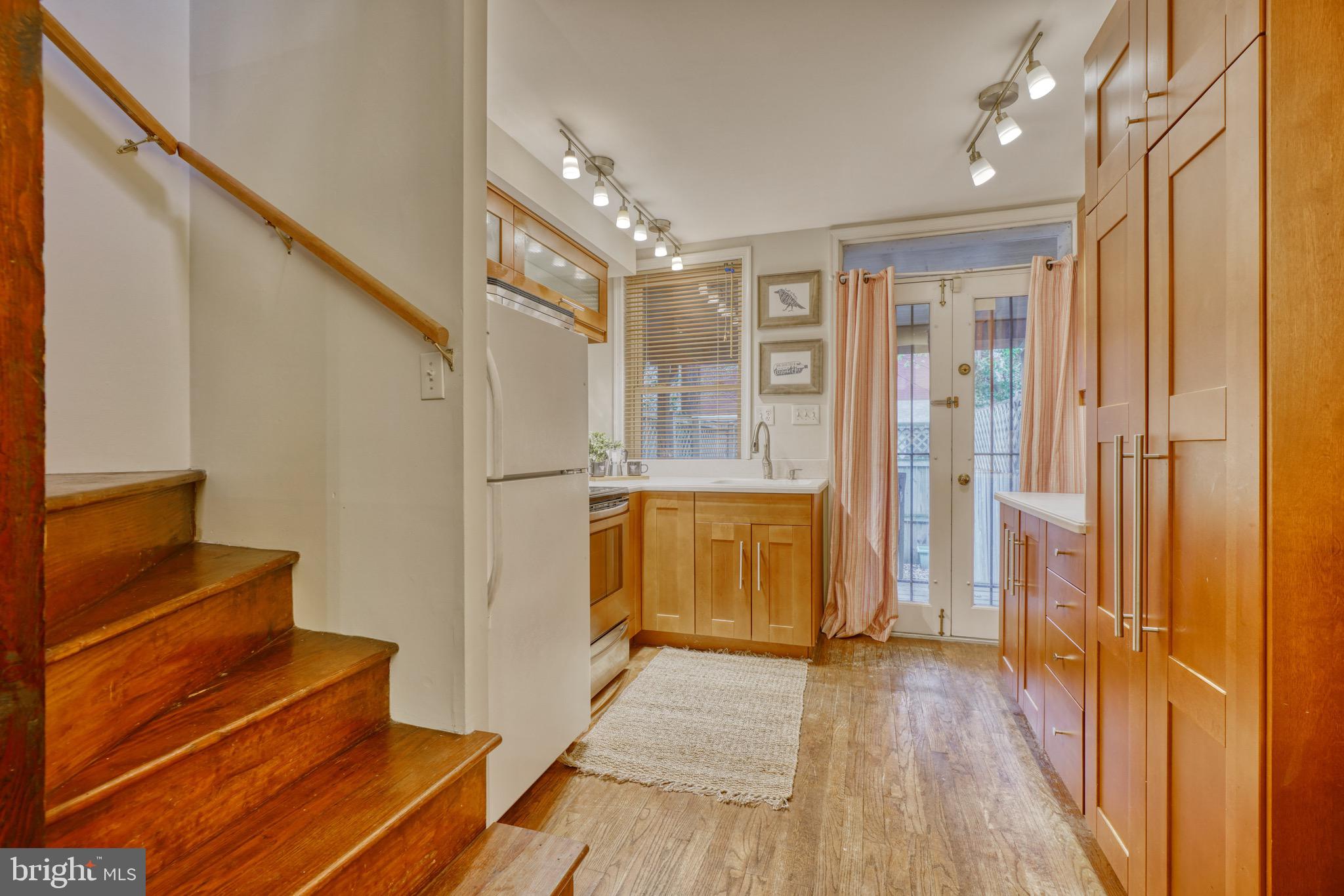 RIDGELY'S DELIGHT - Residential