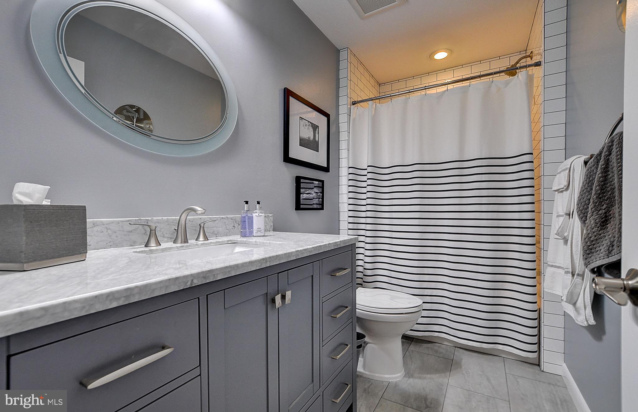 LEISURE WORLD - Residential