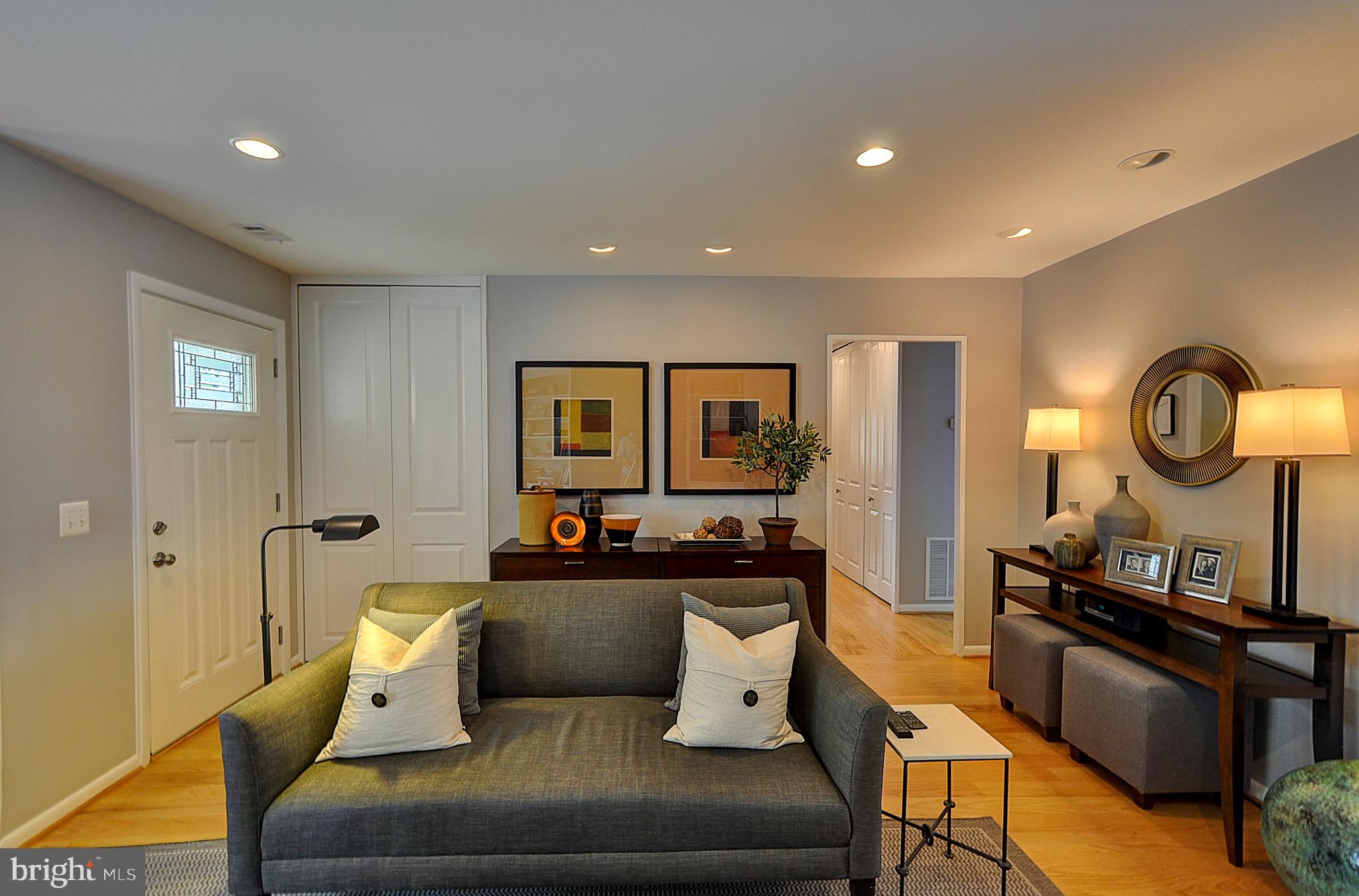 LEISURE WORLD - Residential