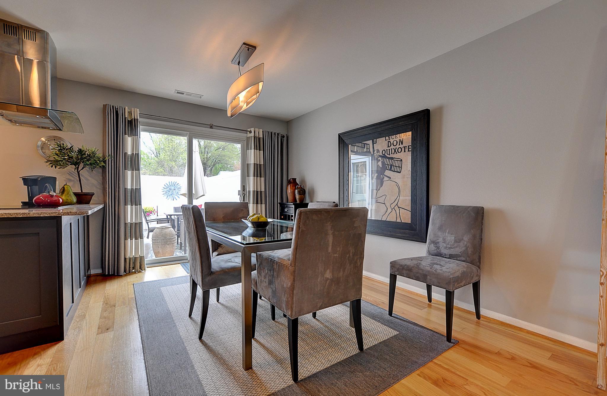 LEISURE WORLD - Residential