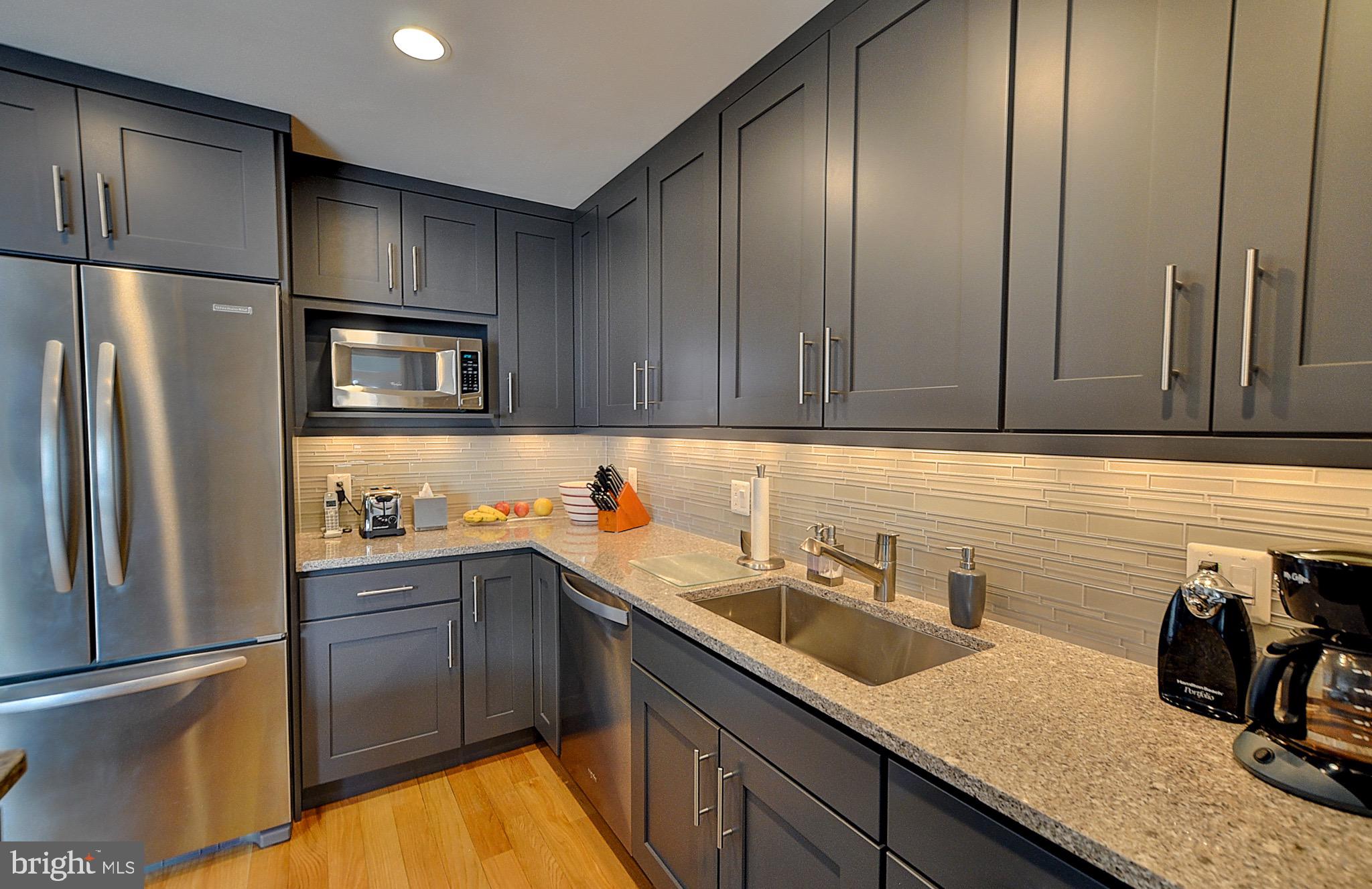 LEISURE WORLD - Residential