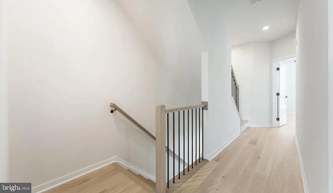 RESTON - Residential Lease