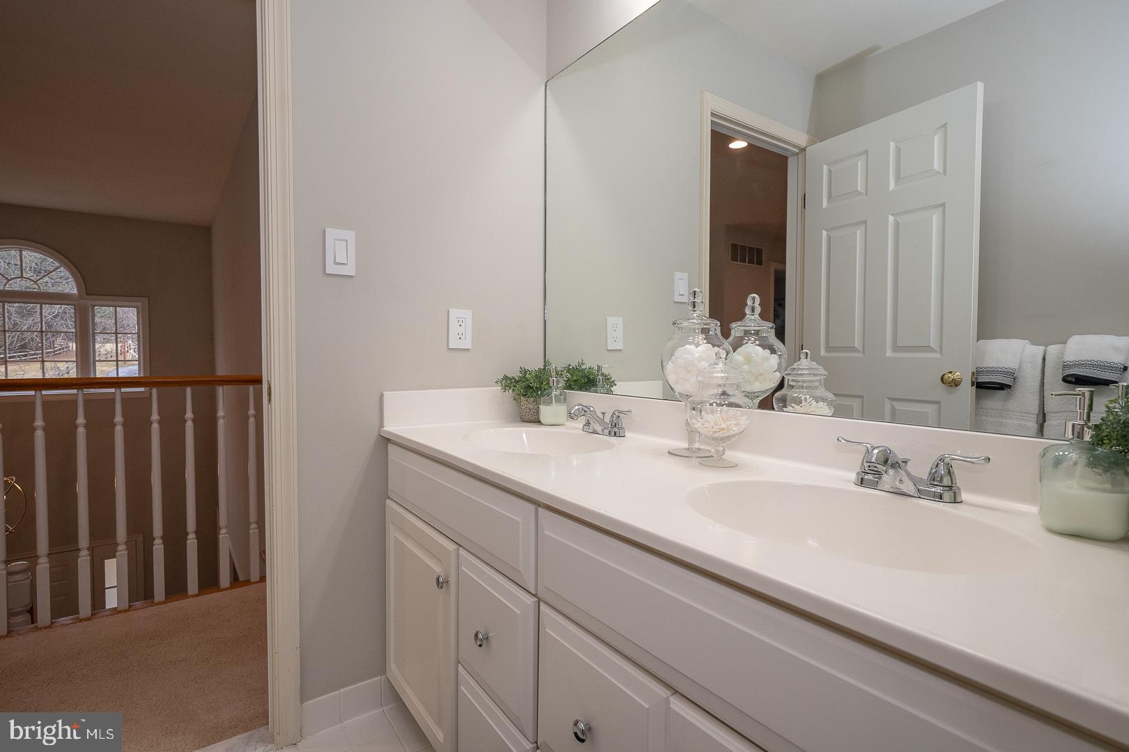 SUMMERHILL - Residential