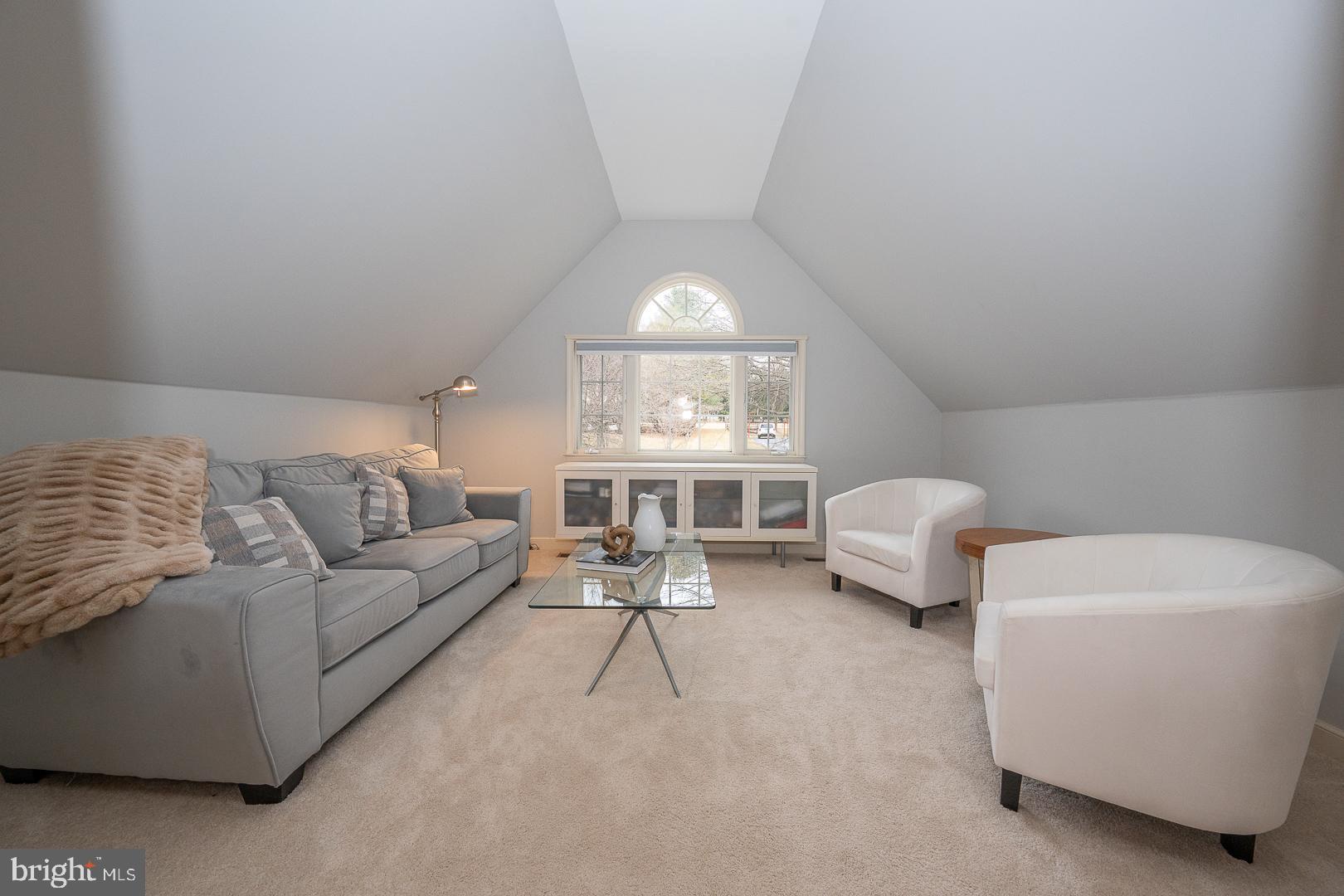 SUMMERHILL - Residential