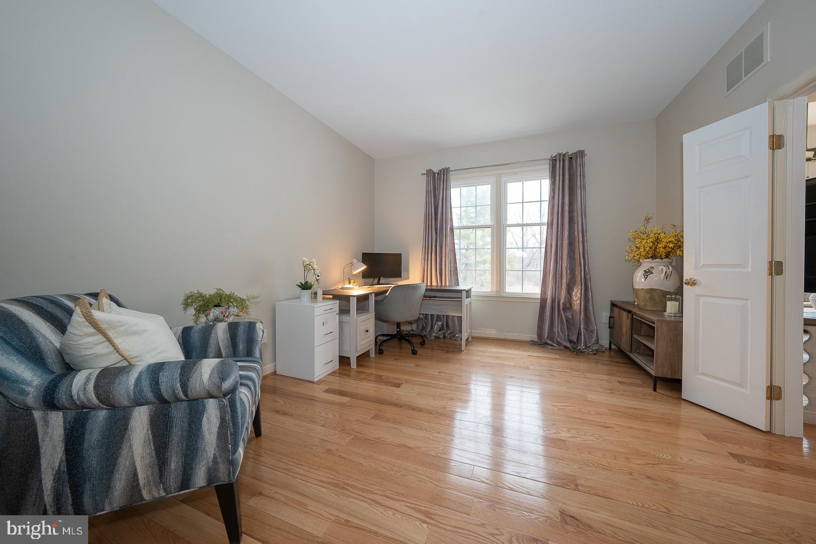 SUMMERHILL - Residential