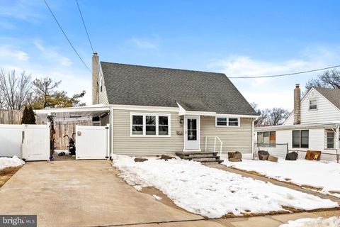 24 SOLOFF DRIVE HAMILTON NJ 08610