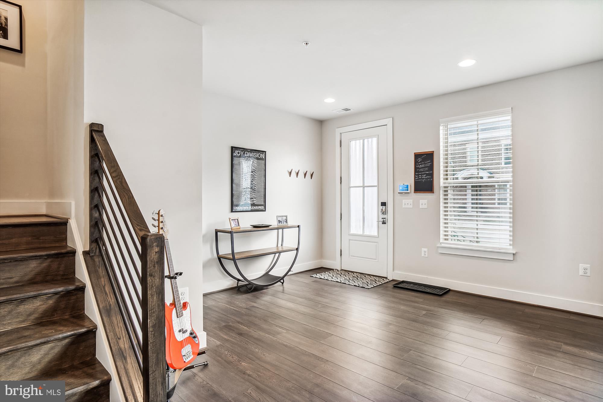 CROWN FARM - Residential