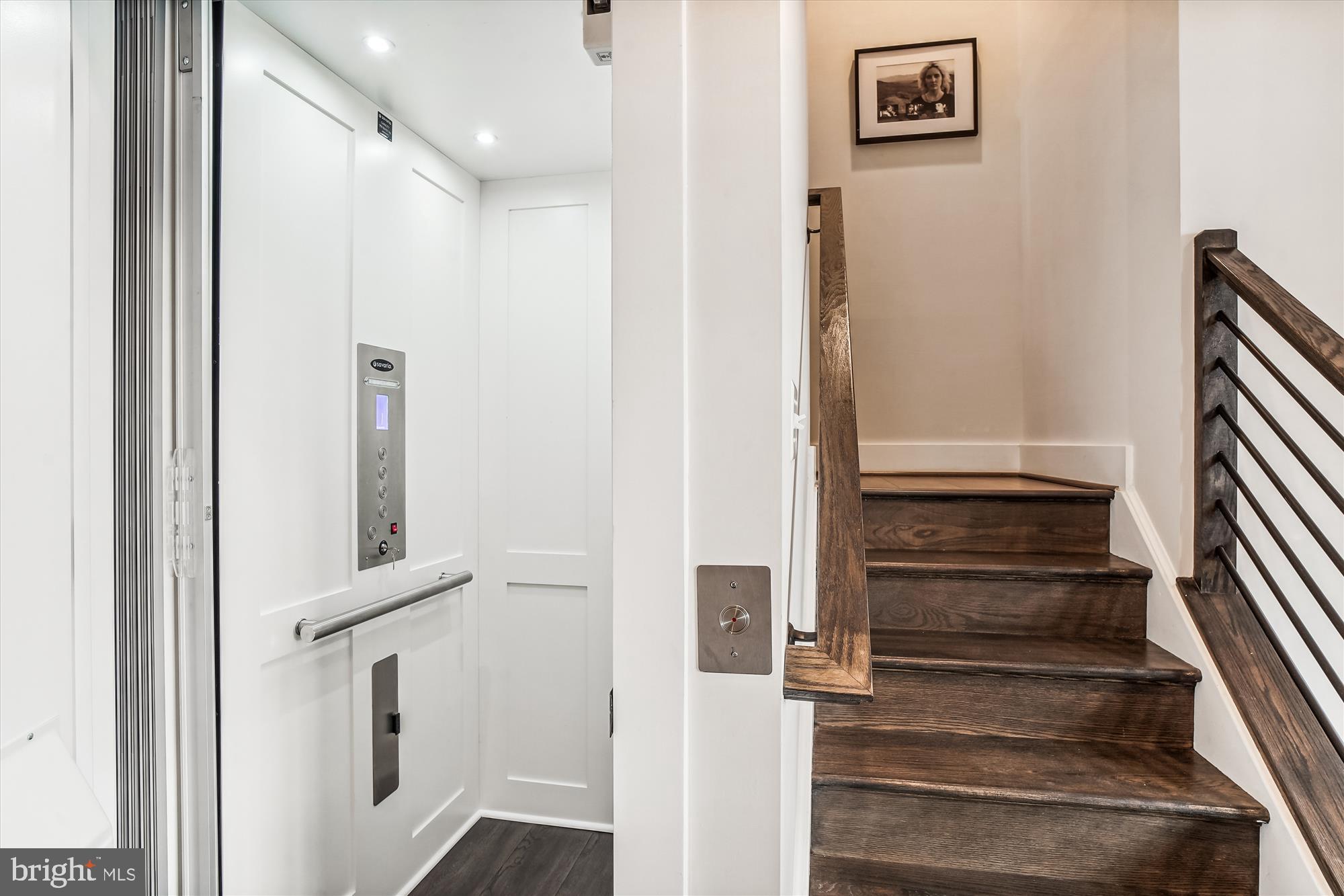 CROWN FARM - Residential