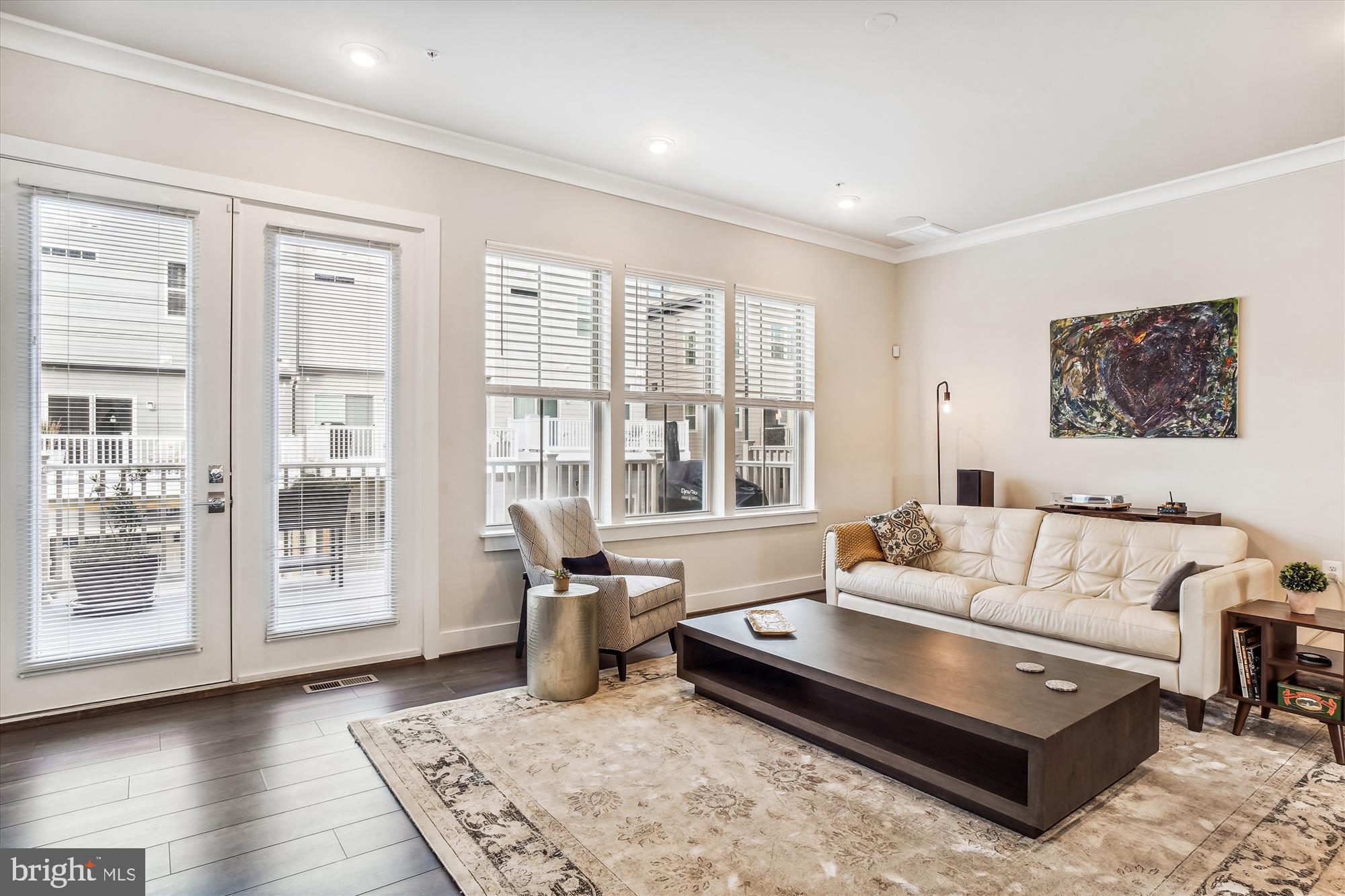 CROWN FARM - Residential