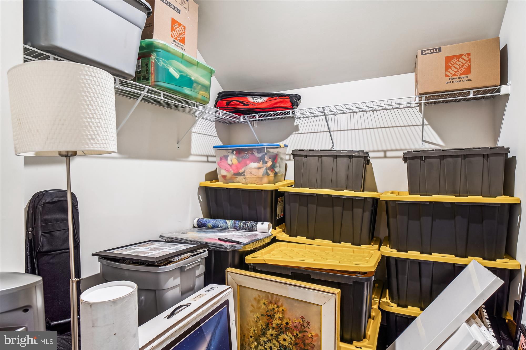 CROWN FARM - Residential