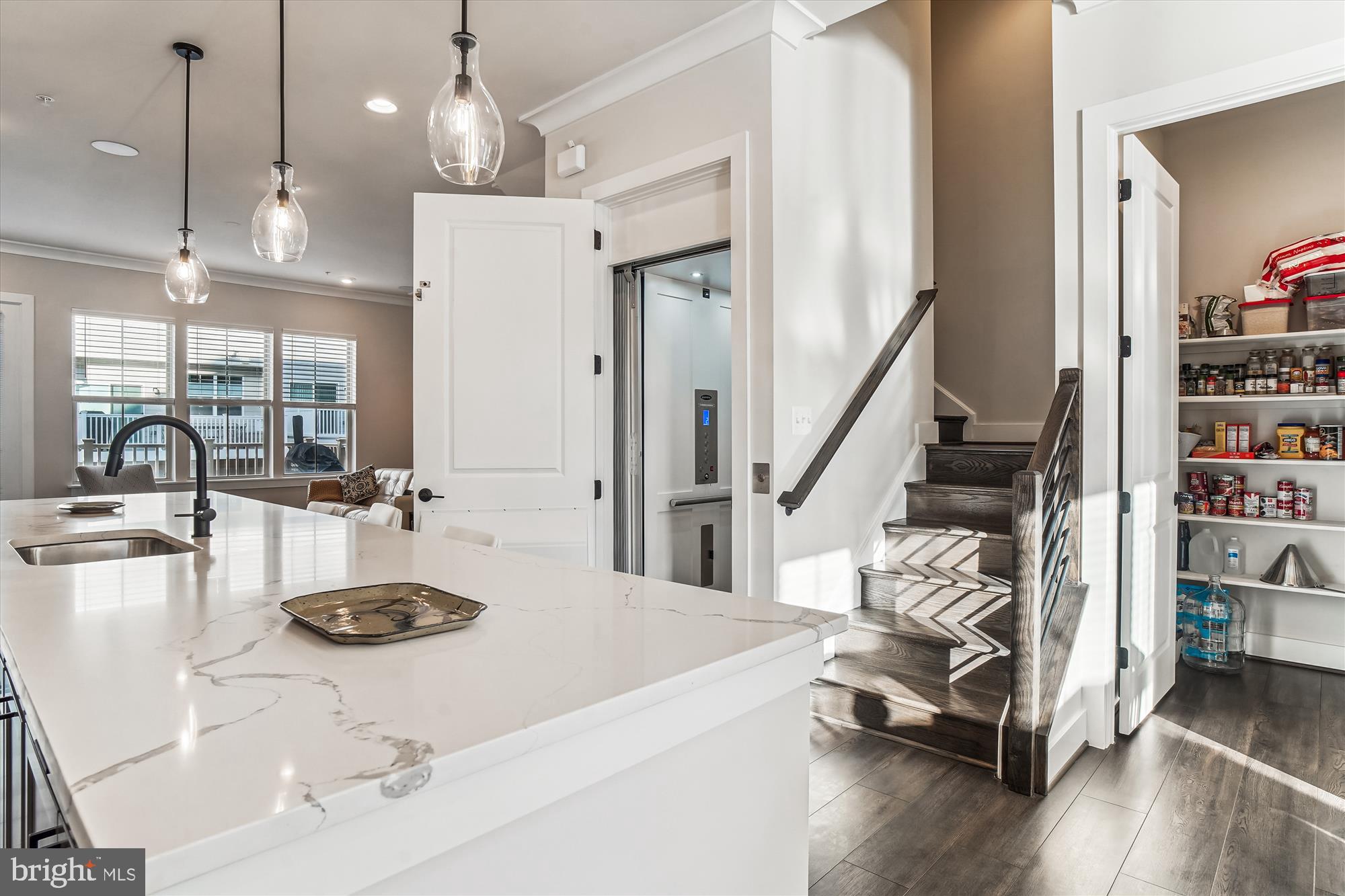 CROWN FARM - Residential