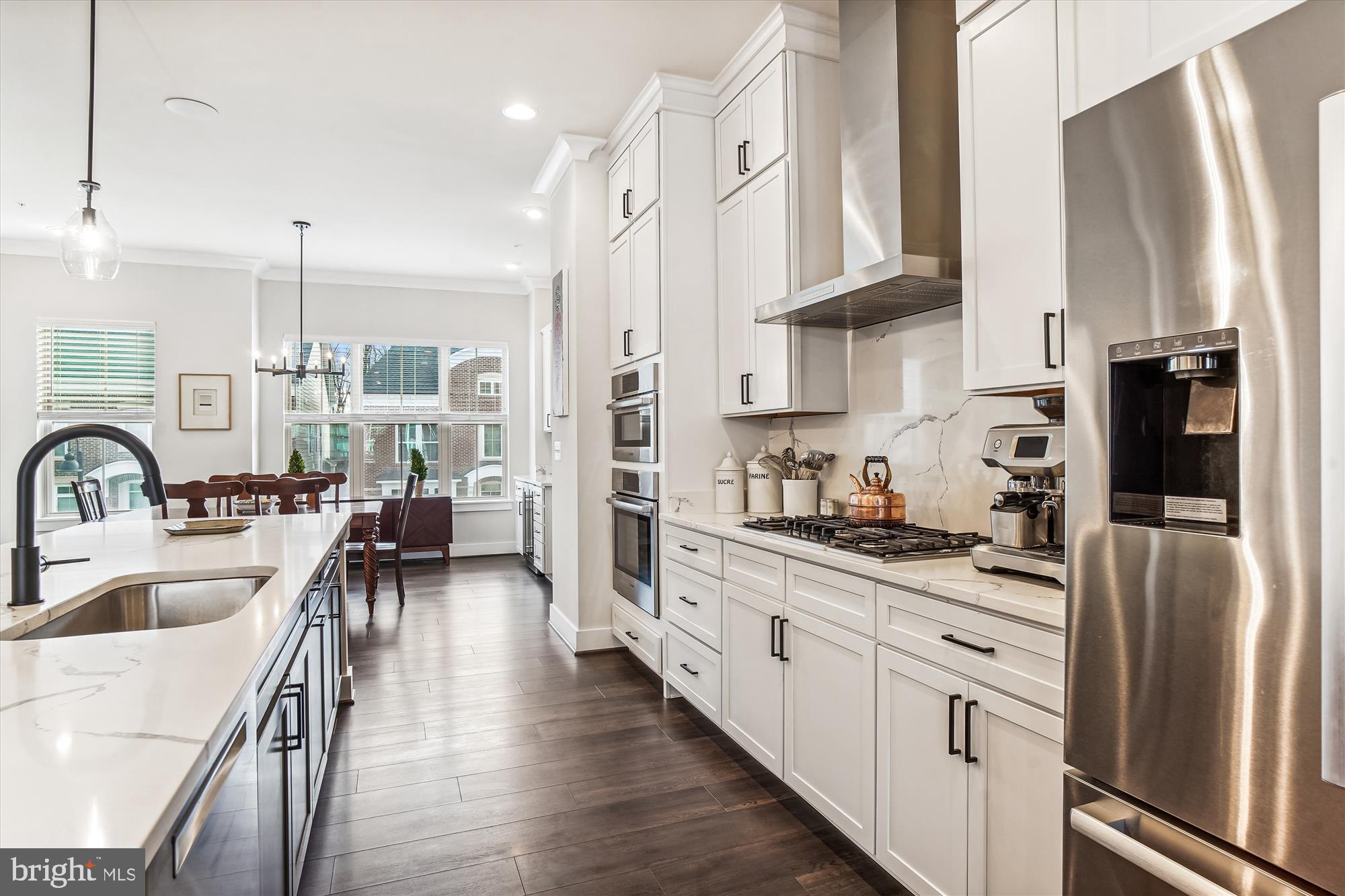 CROWN FARM - Residential