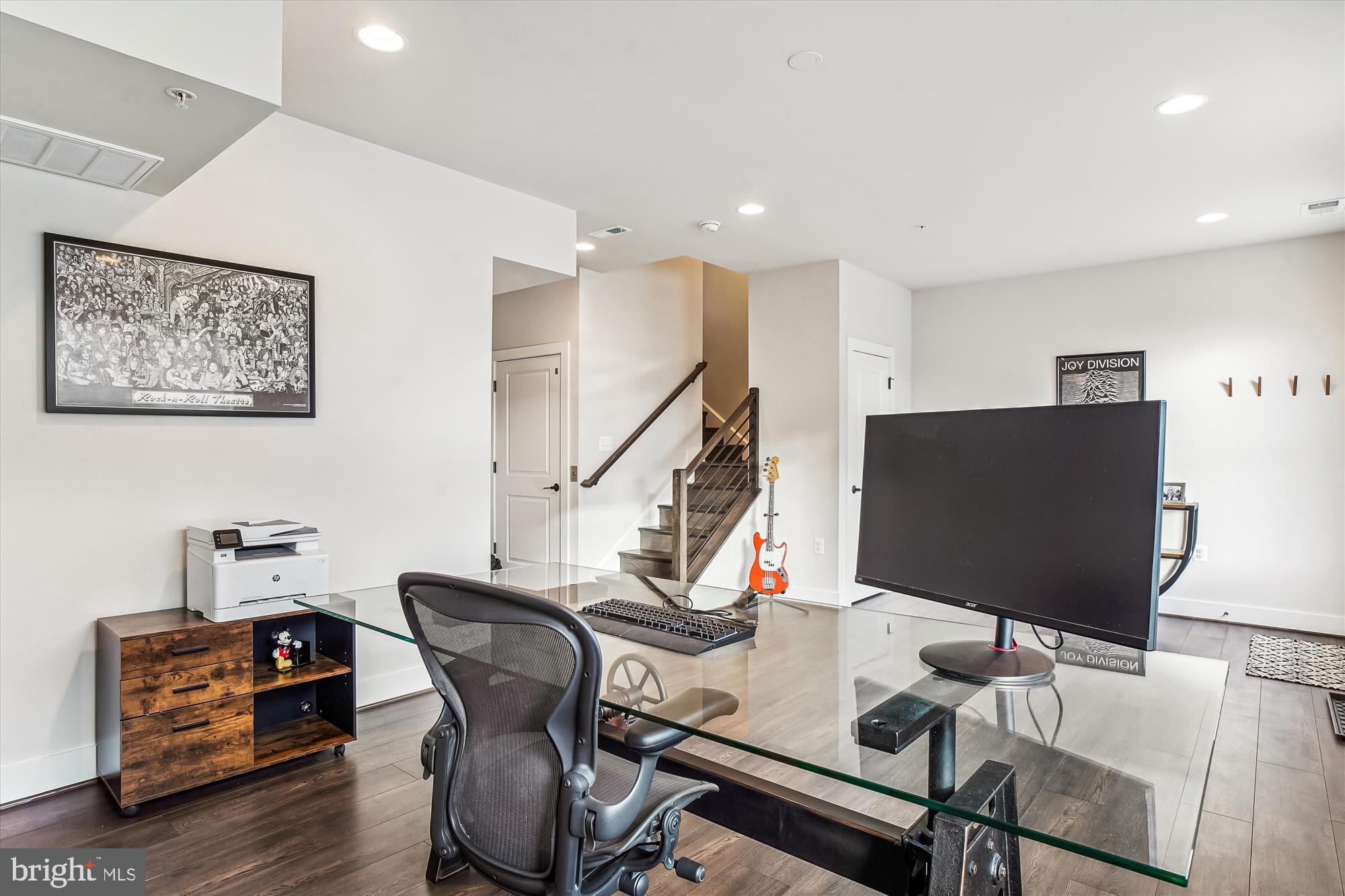 CROWN FARM - Residential