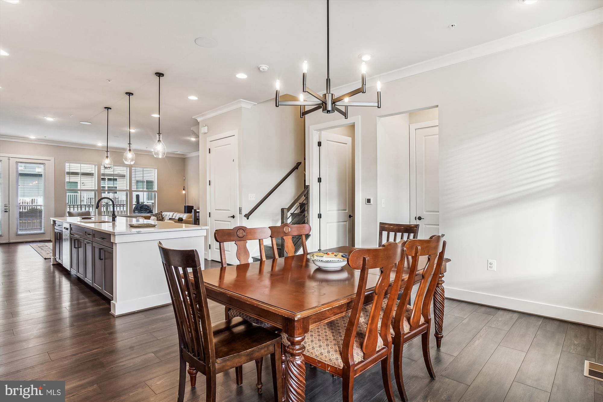 CROWN FARM - Residential