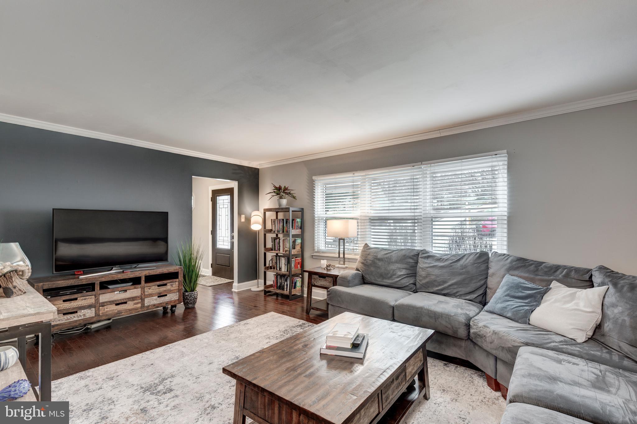 1284 GUADELUPE DRIVE