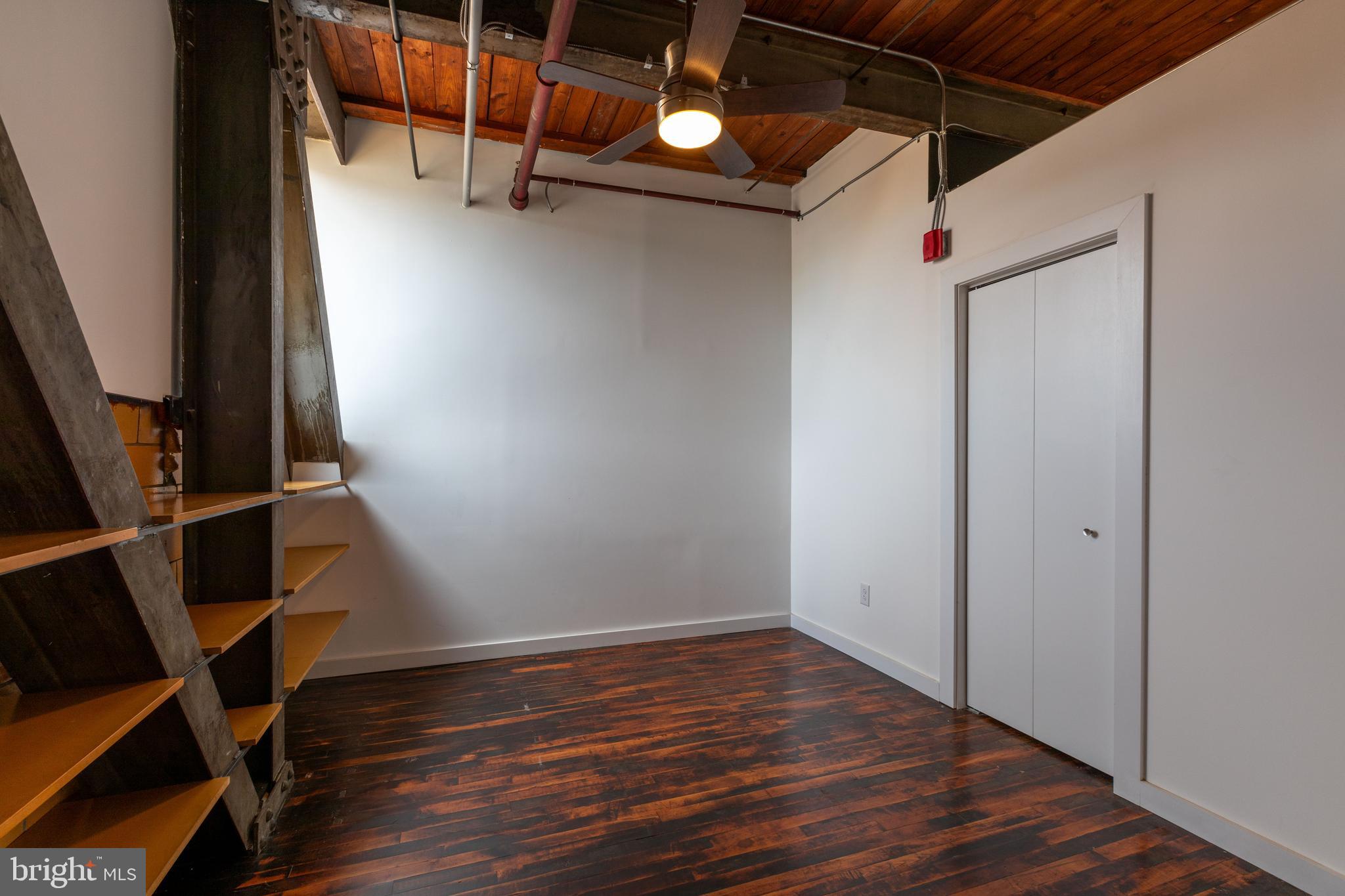 NORRIS SQUARE - Residential Lease