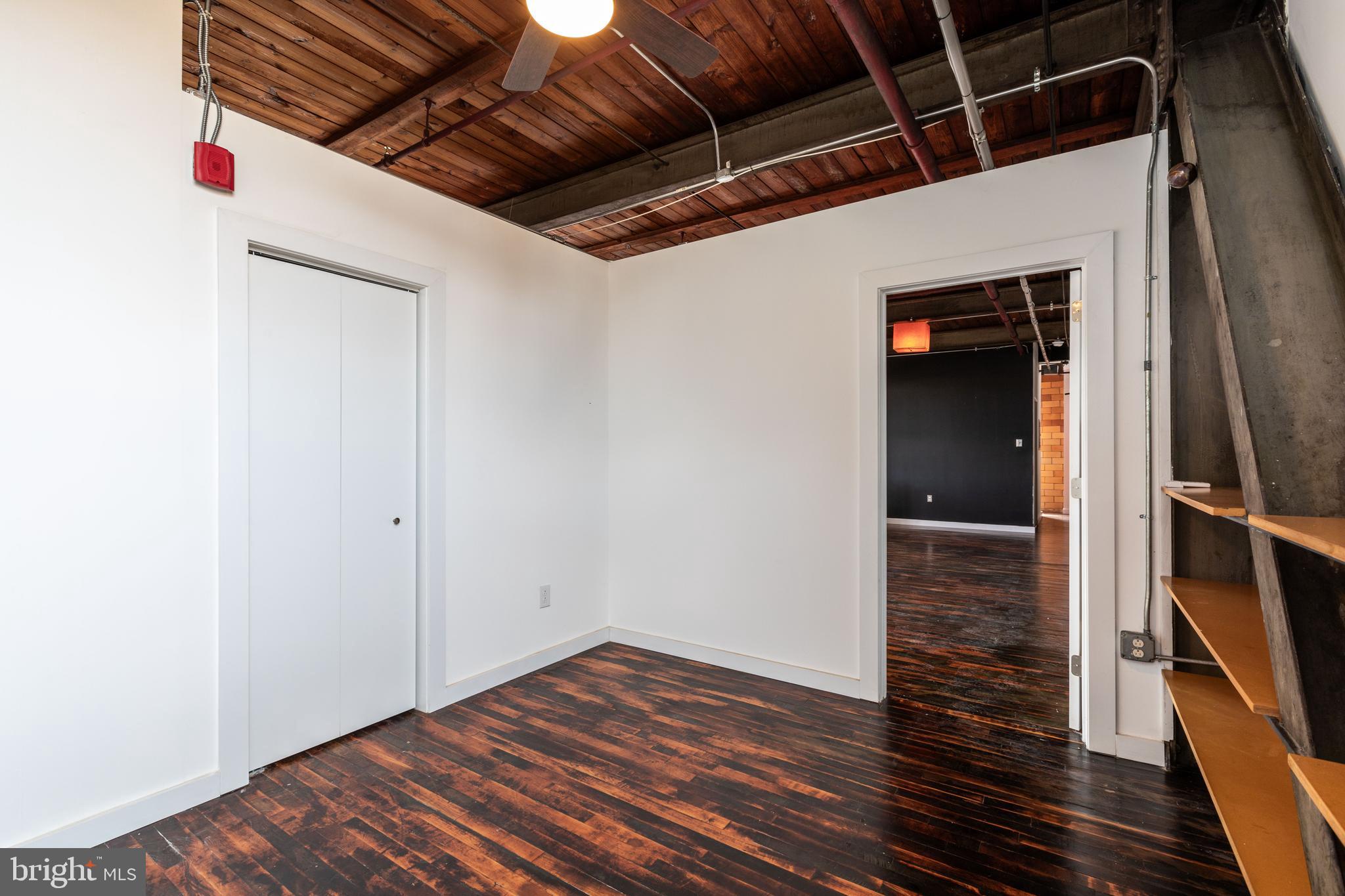 NORRIS SQUARE - Residential Lease