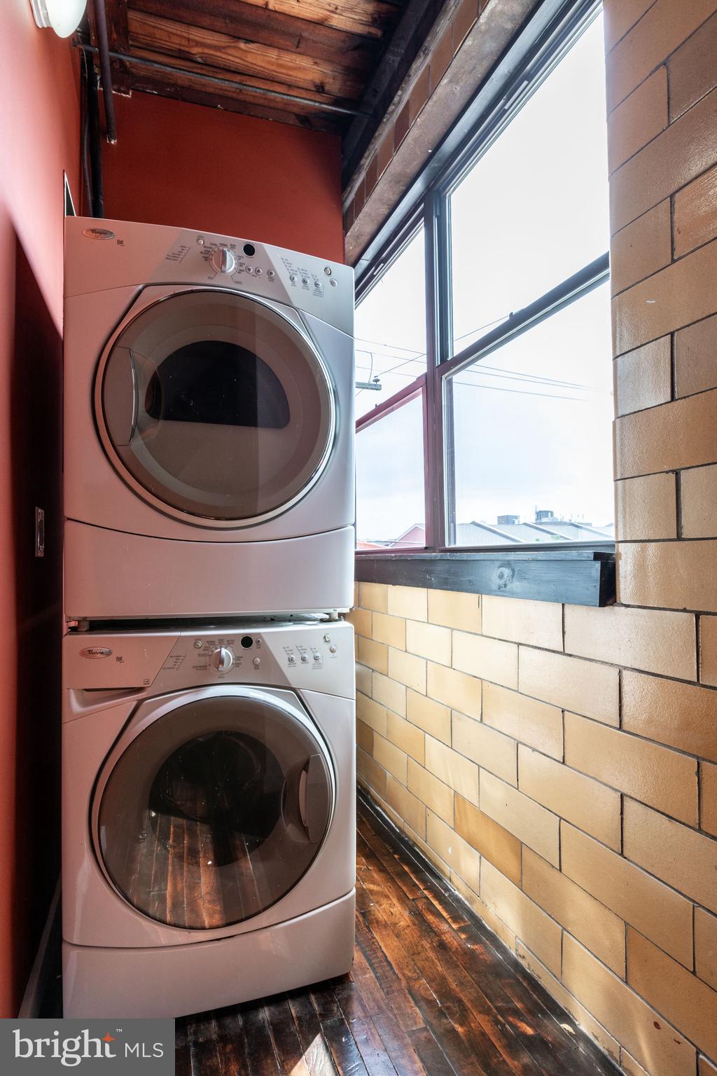 NORRIS SQUARE - Residential Lease