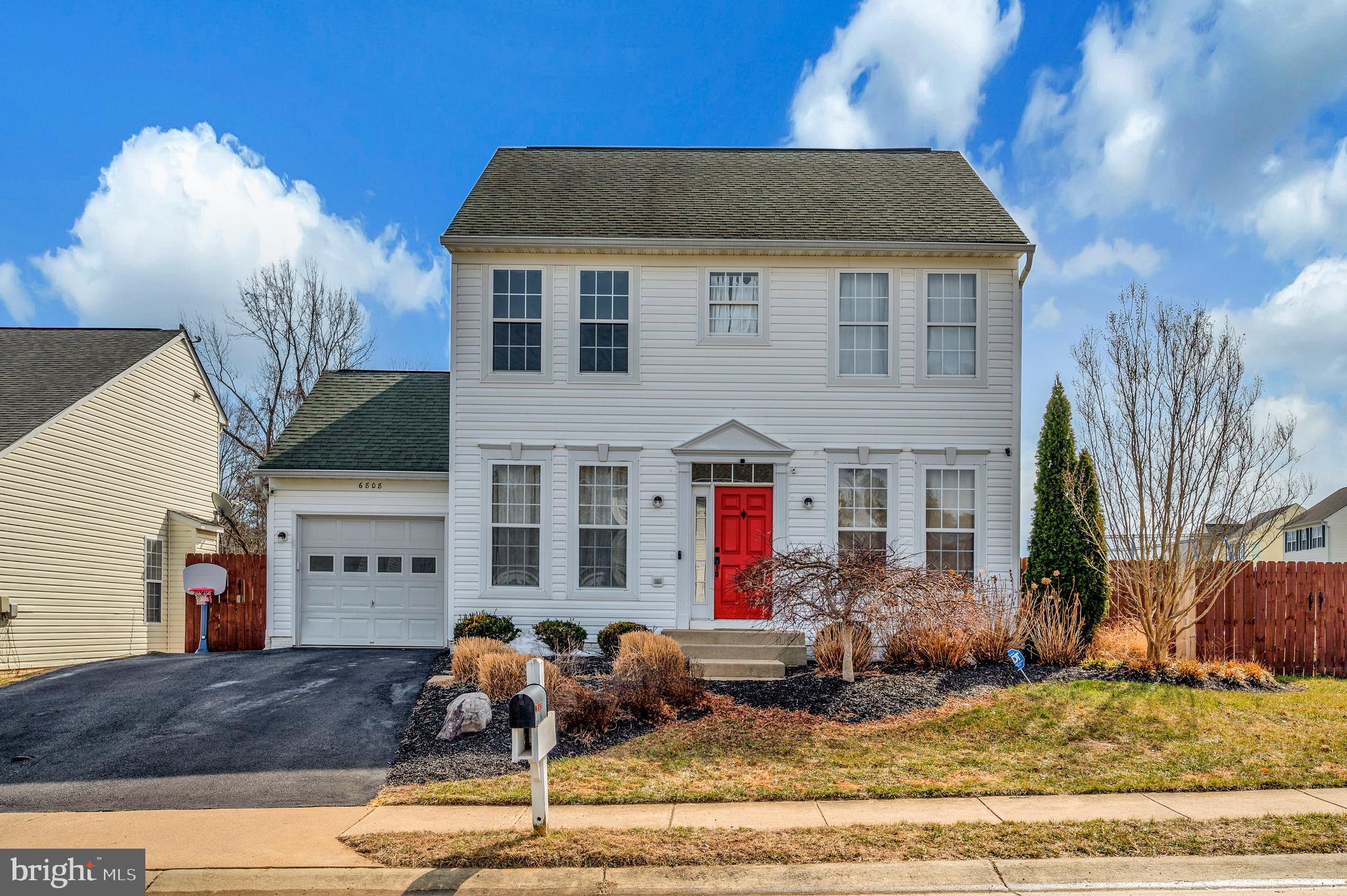 SALEM FIELDS - Residential