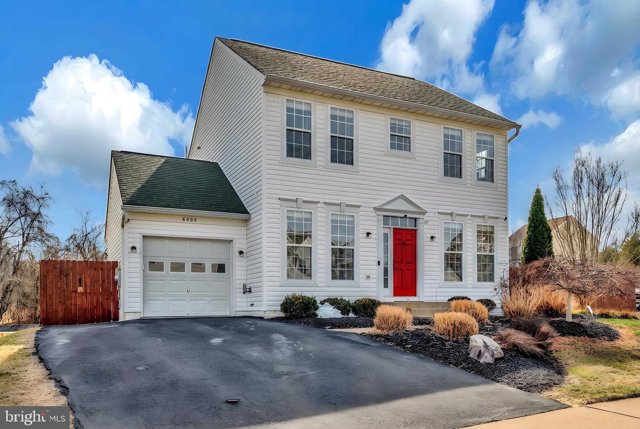 SALEM FIELDS - Residential