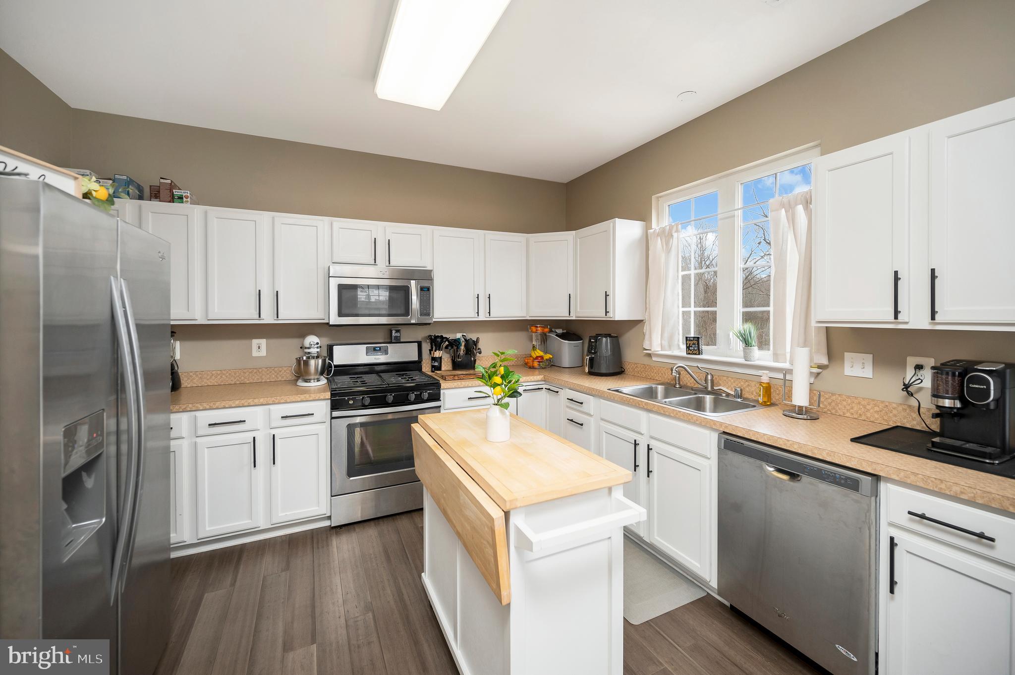 SALEM FIELDS - Residential