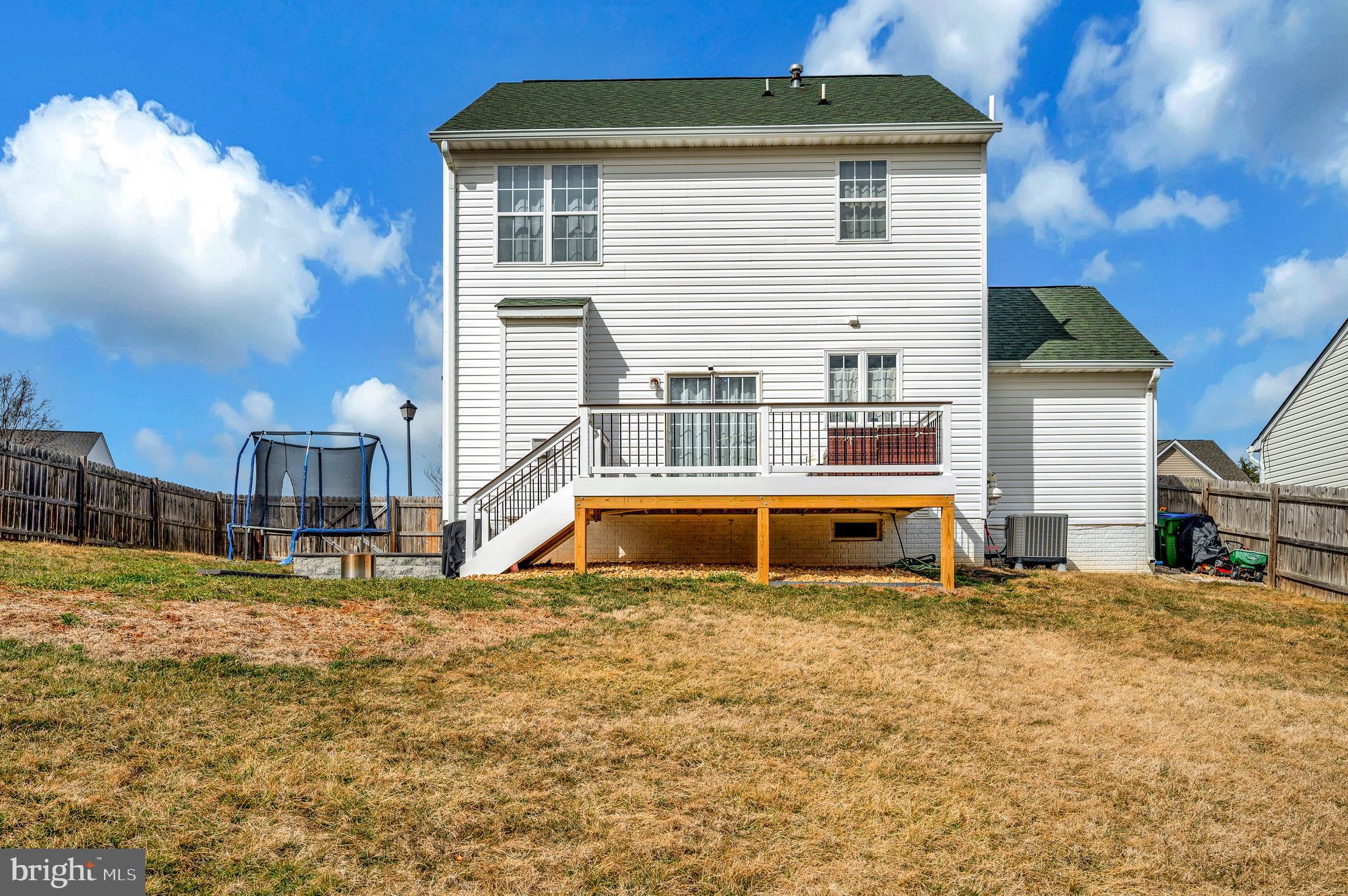 SALEM FIELDS - Residential