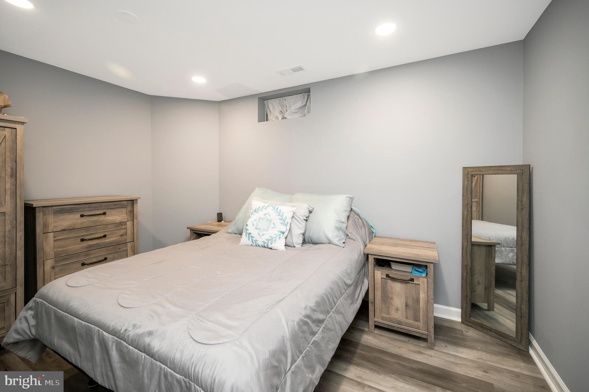 SALEM FIELDS - Residential