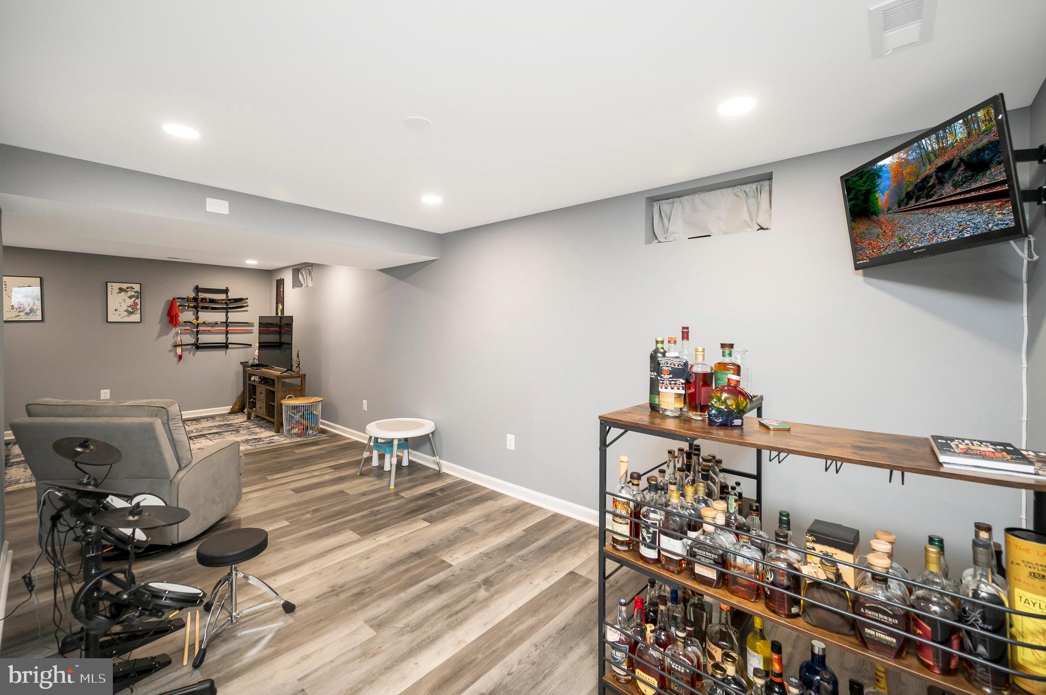 SALEM FIELDS - Residential