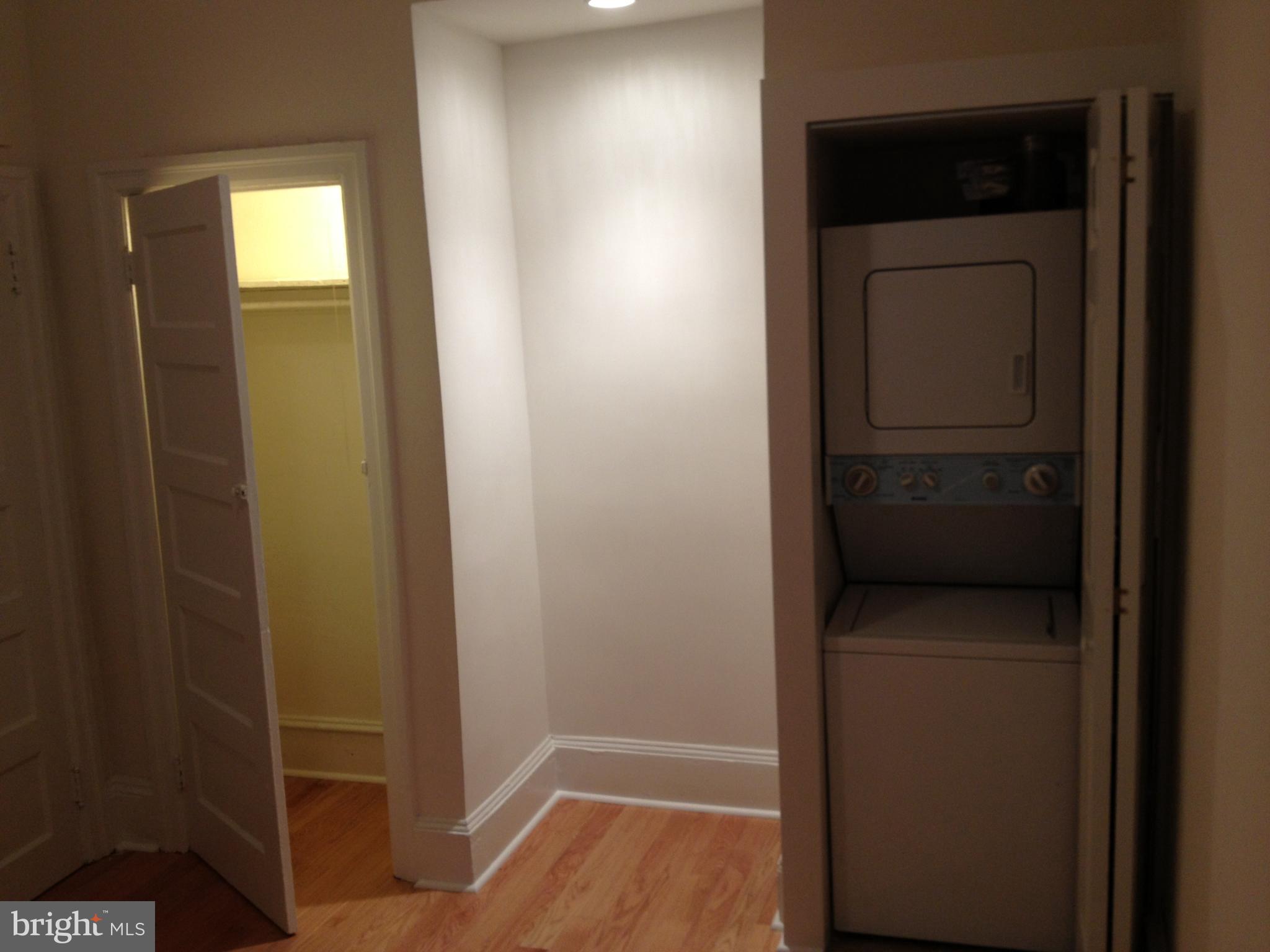 WASHINGTON SQ - Residential Lease