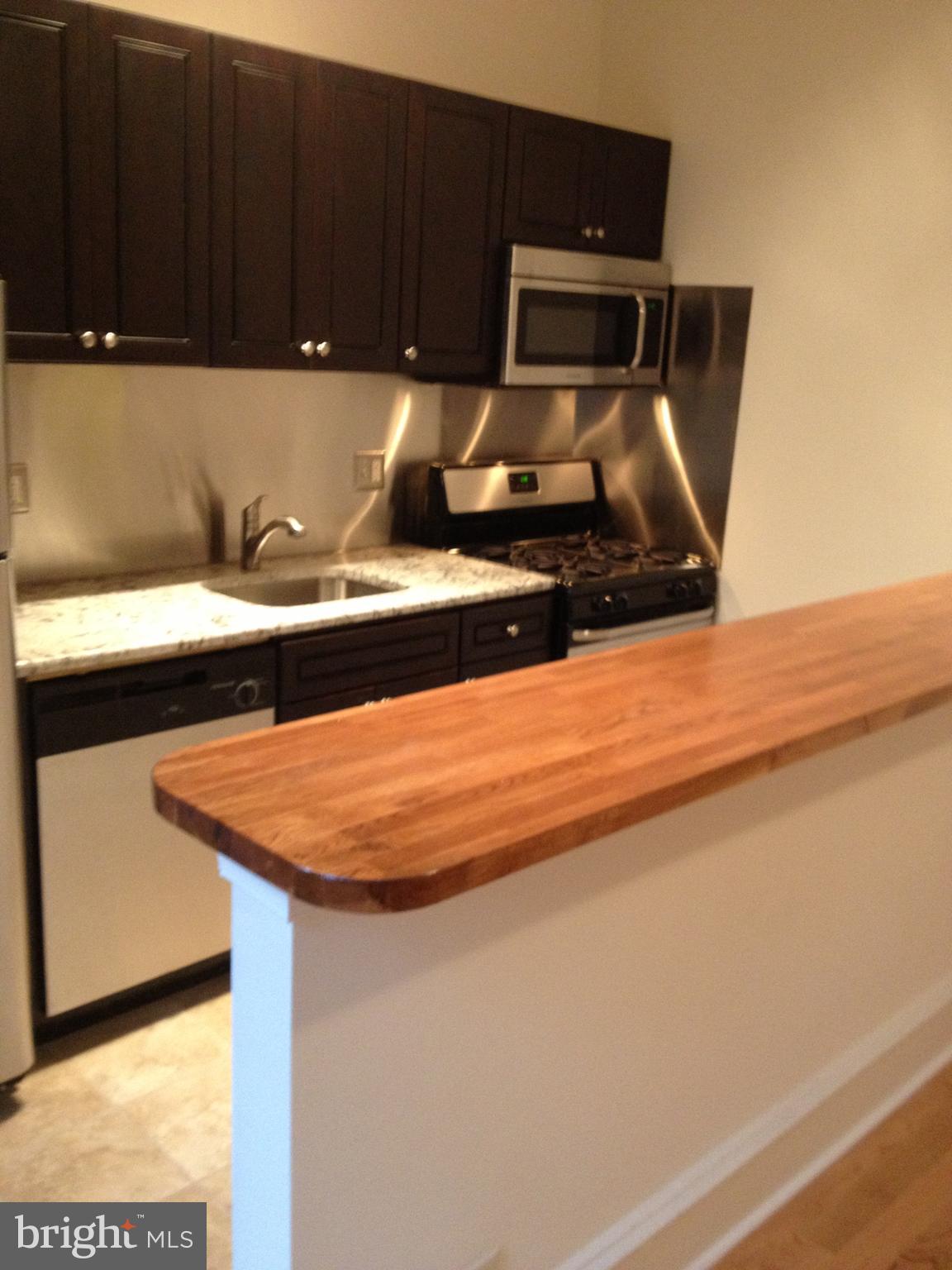 WASHINGTON SQ - Residential Lease