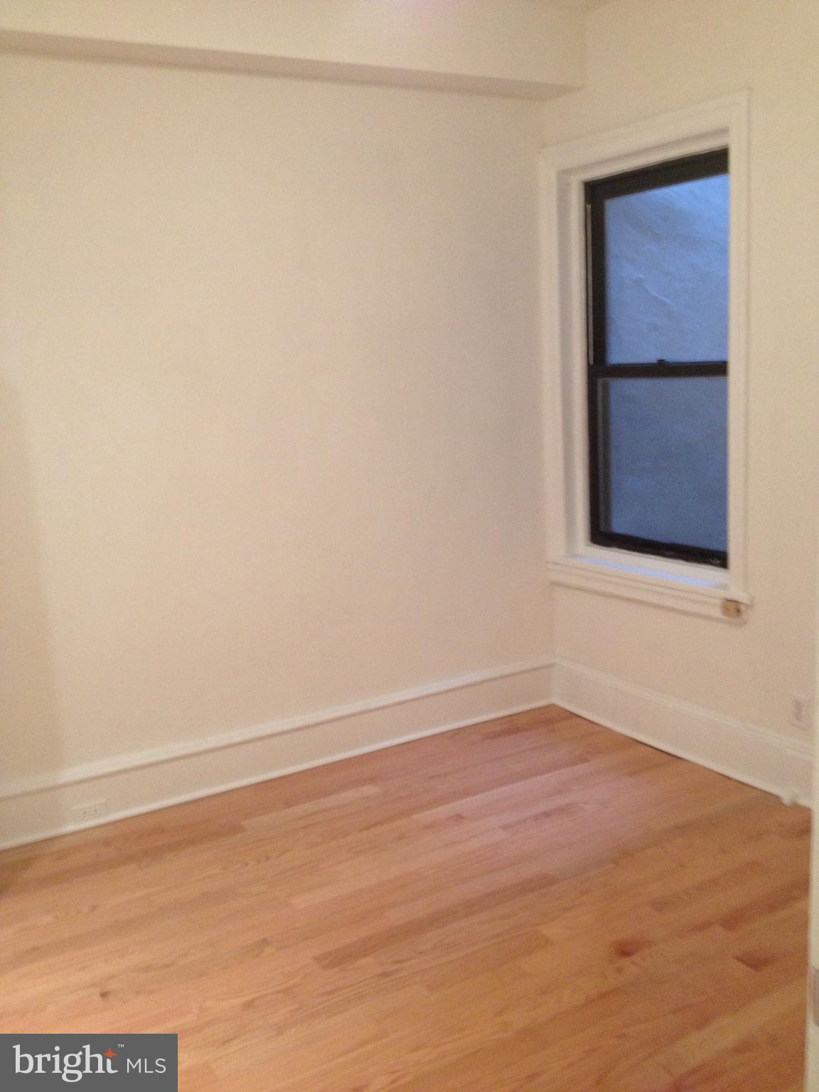 WASHINGTON SQ - Residential Lease