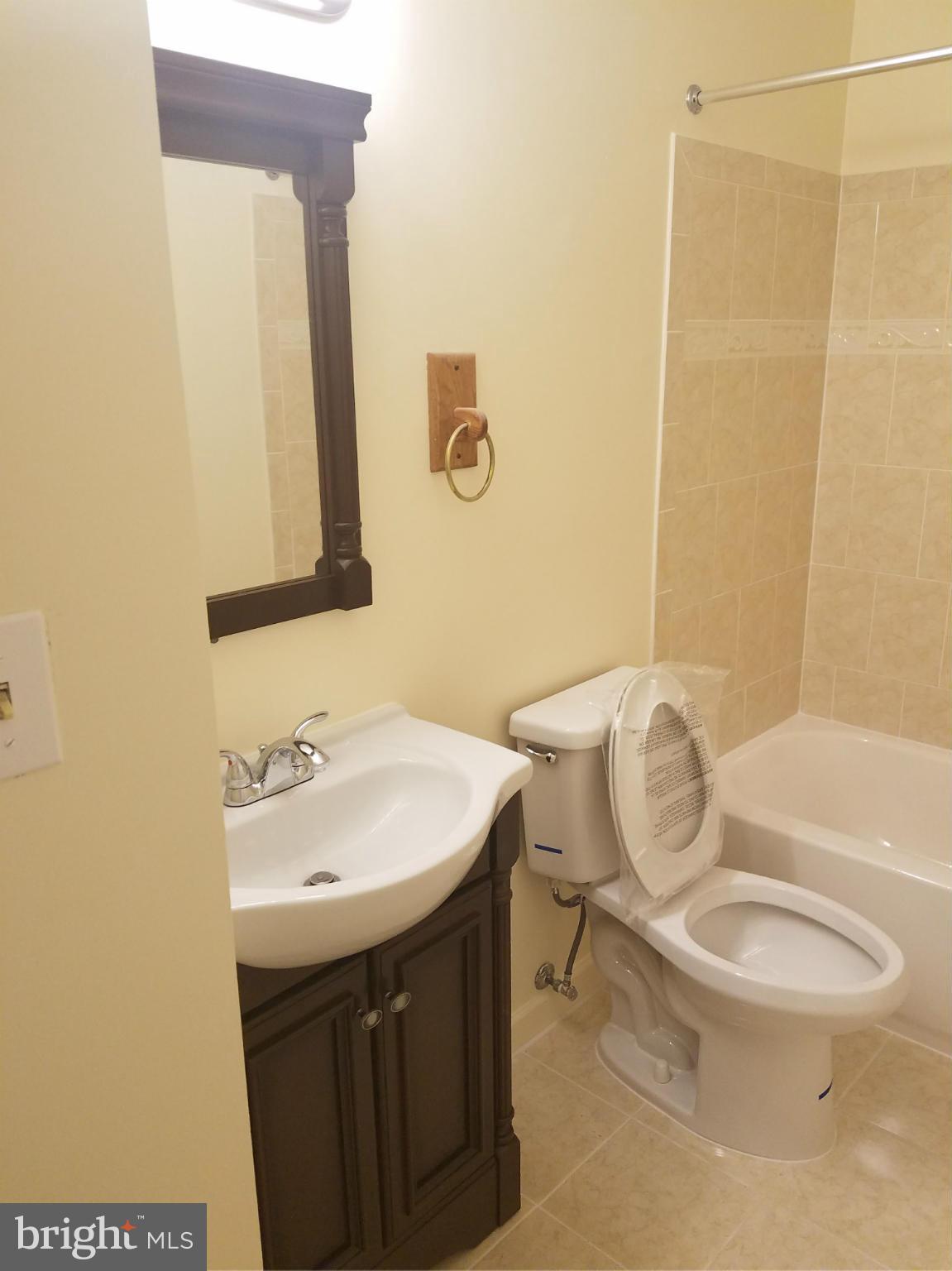 TWINBROOK - Residential Lease