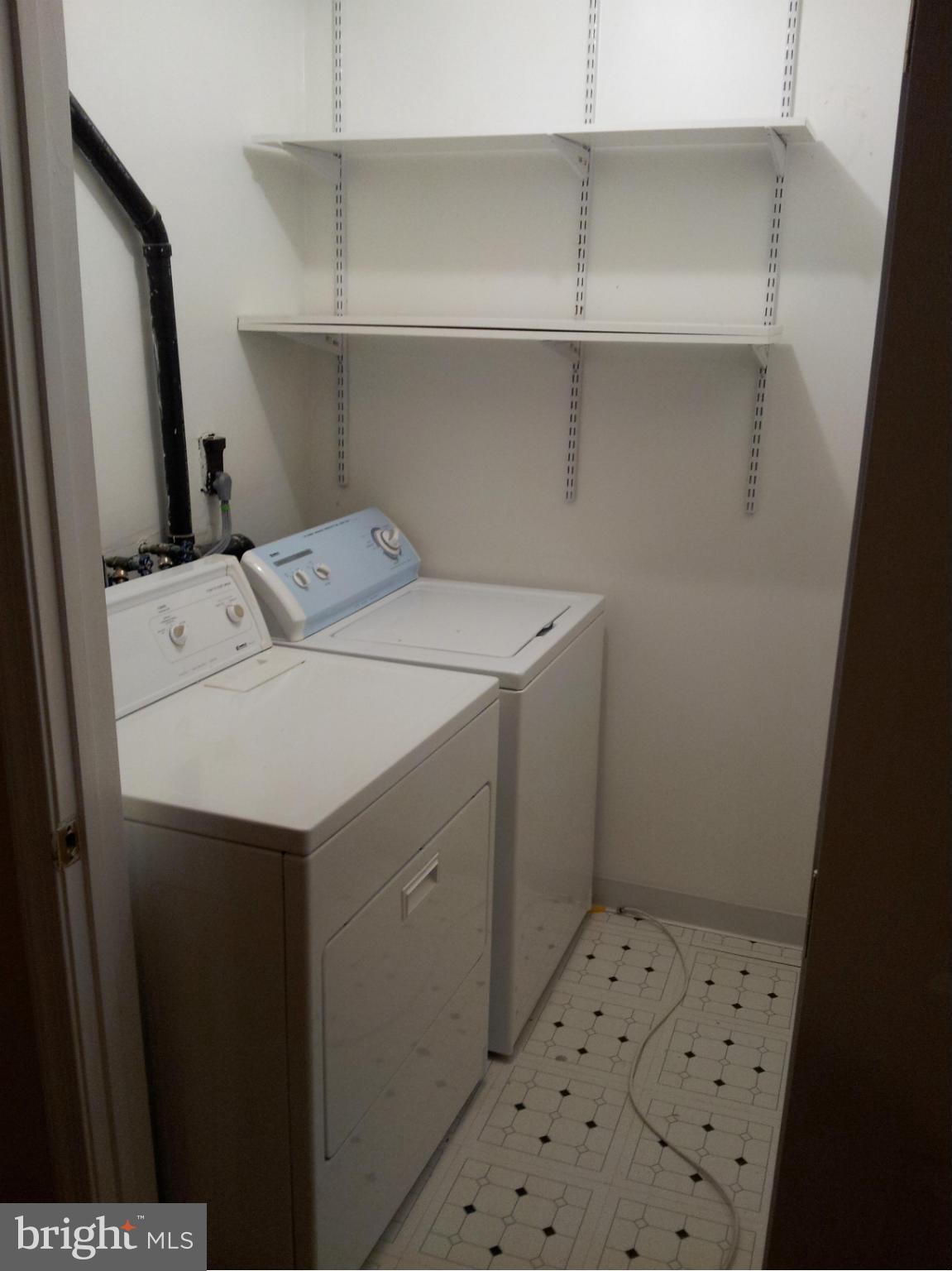 TWINBROOK - Residential Lease