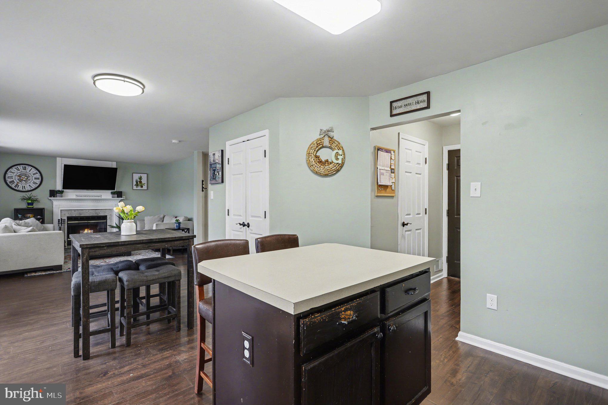 CROSSROADS OVERLOOK - Residential