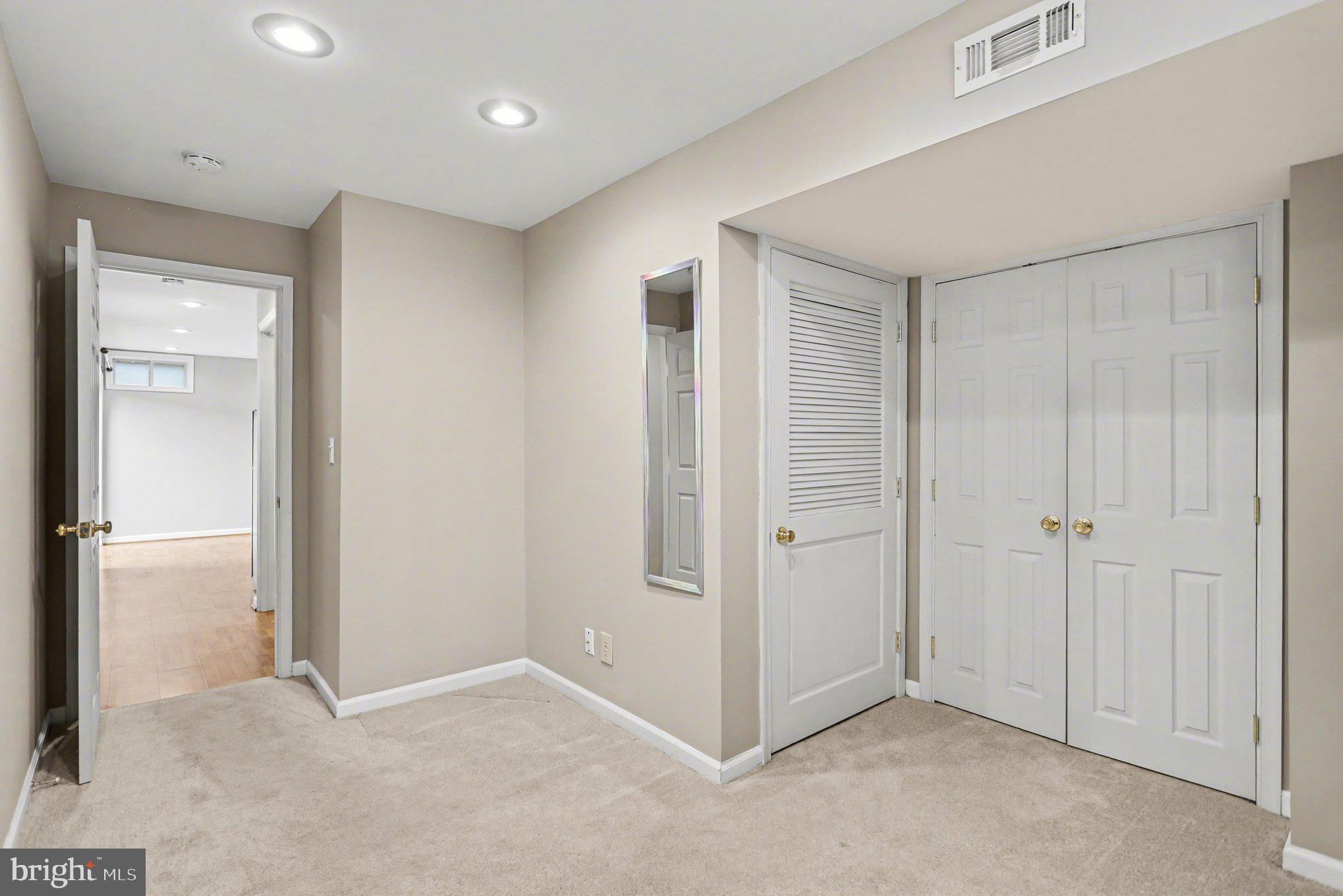 CROSSROADS OVERLOOK - Residential