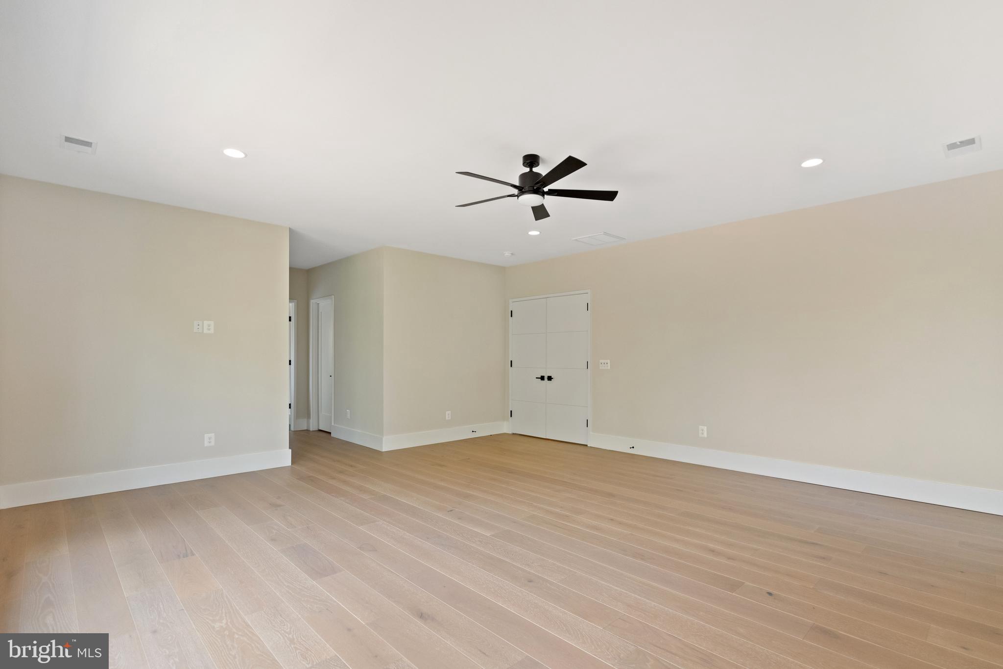 ROAN STALLION ESTATES - Residential